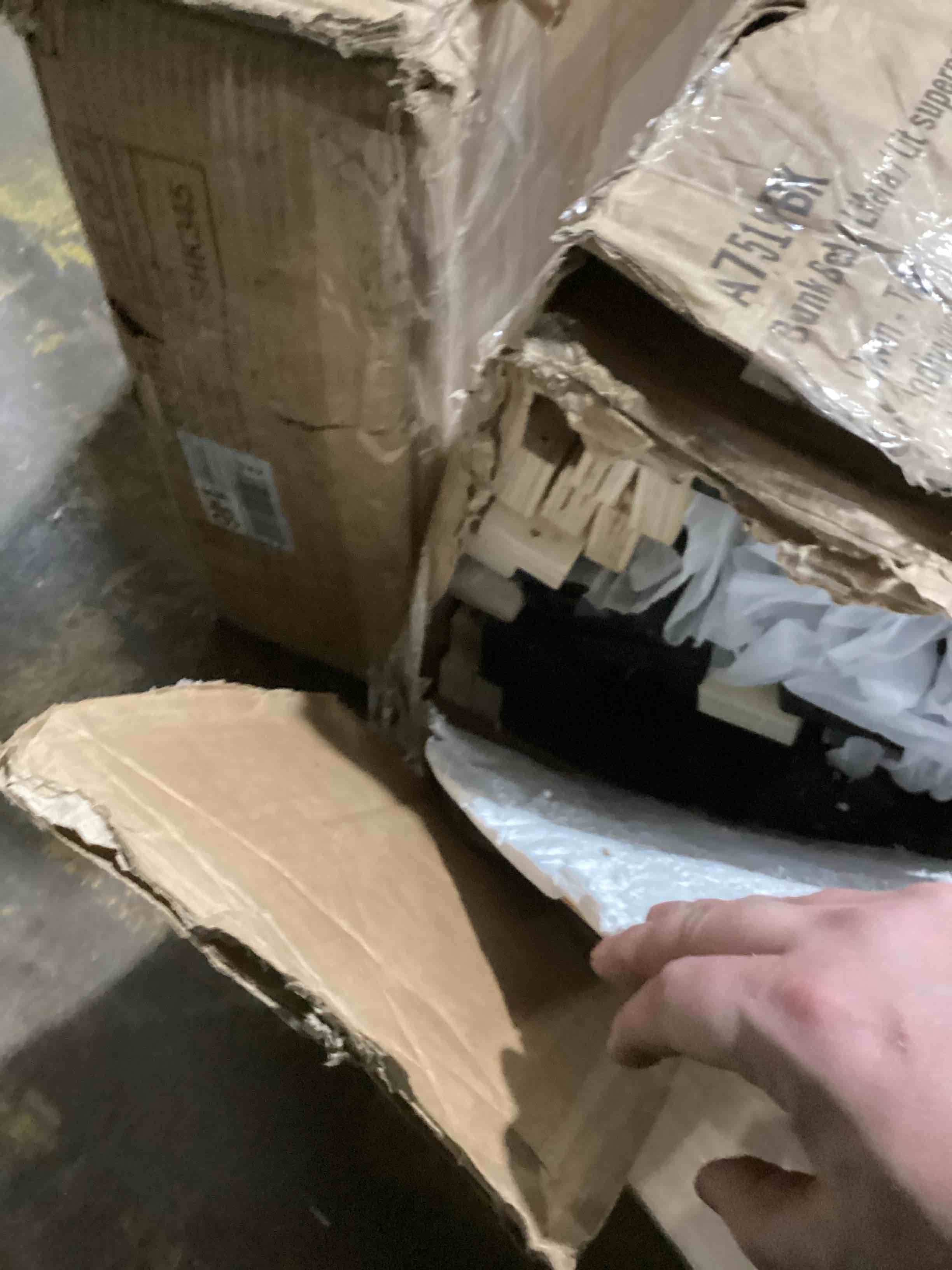 https://s3.amazonaws.com/lotting-images-prod/bidfta/PPE1503596_1738853790592.jpeg