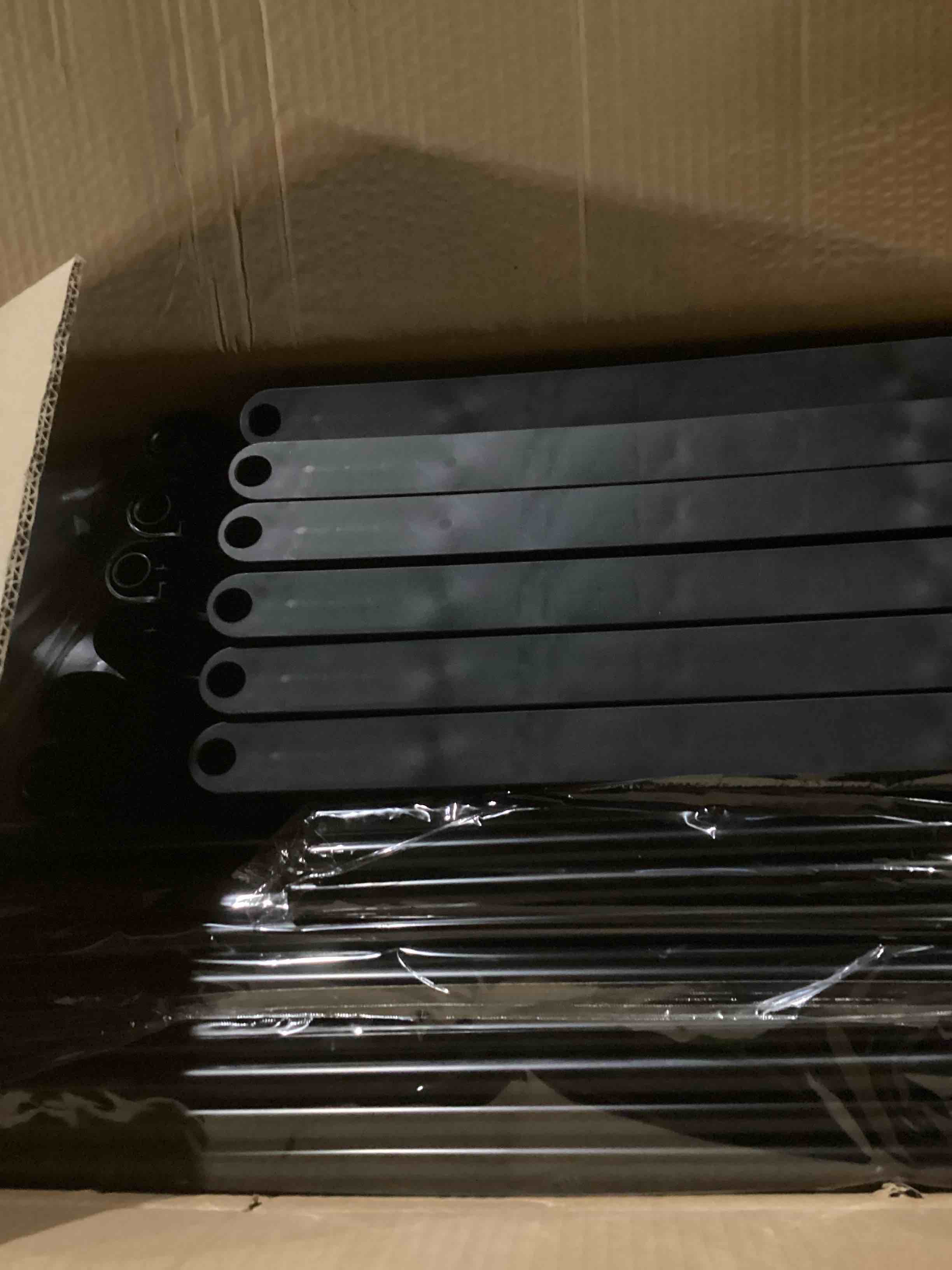 https://s3.amazonaws.com/lotting-images-prod/bidfta/PPE1503702_1739278206573.jpeg