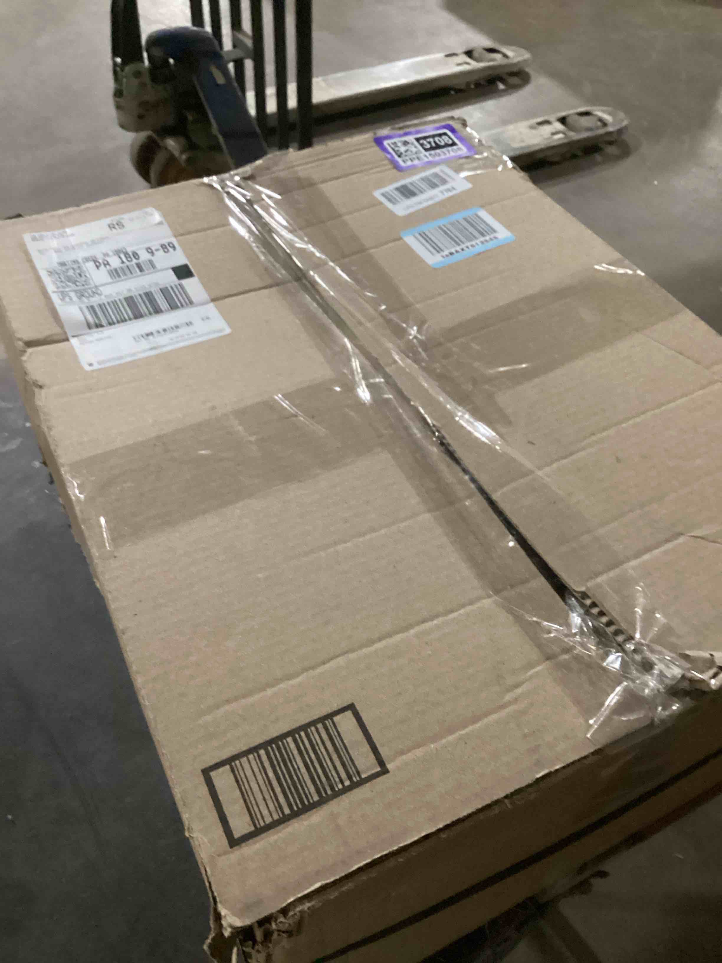 https://s3.amazonaws.com/lotting-images-prod/bidfta/PPE1503708_1739278984222.jpeg