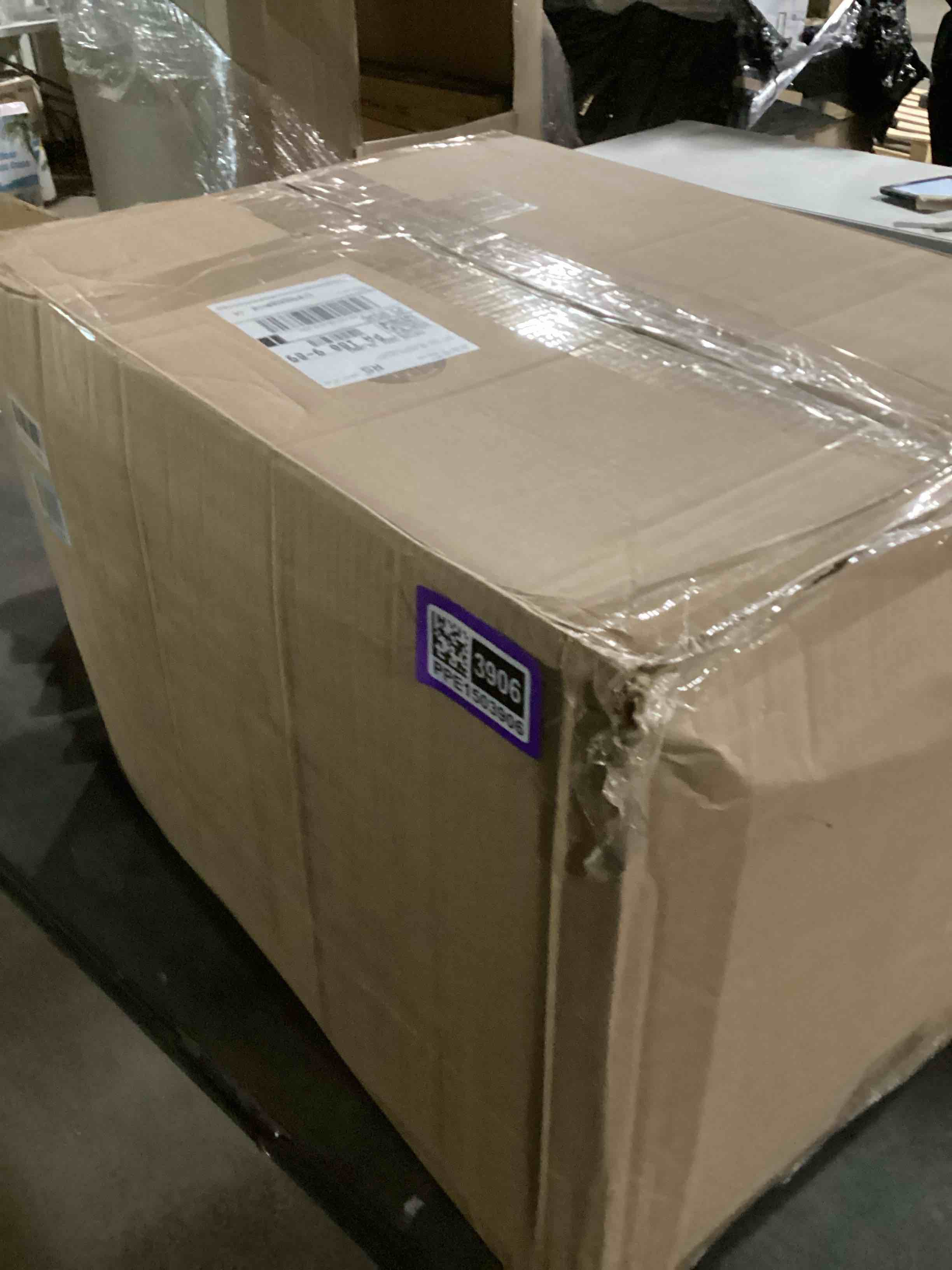 https://s3.amazonaws.com/lotting-images-prod/bidfta/PPE1503906_1739371964134.jpeg