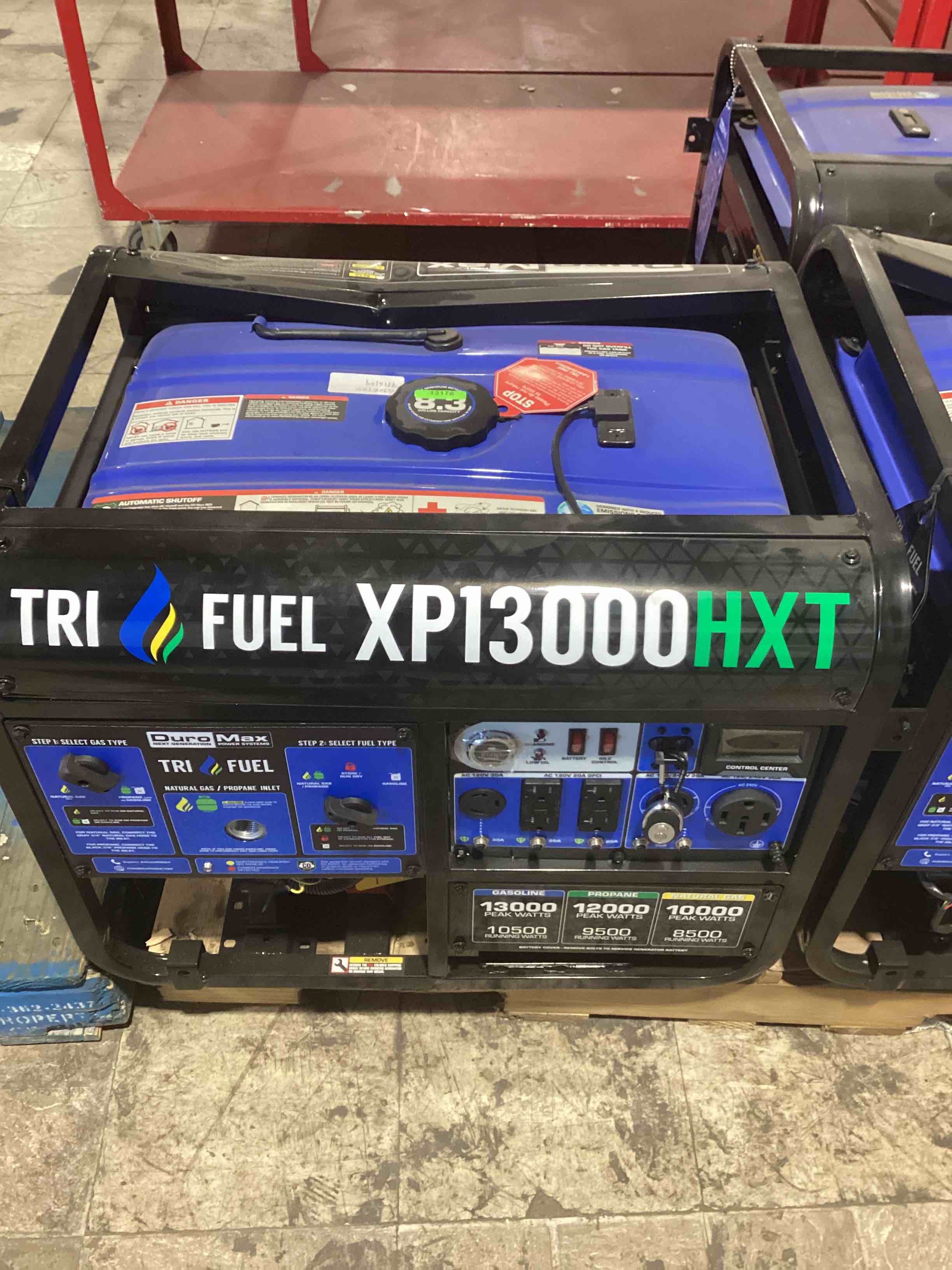 DuroMax XP13000HXT Tri Fuel Generator 