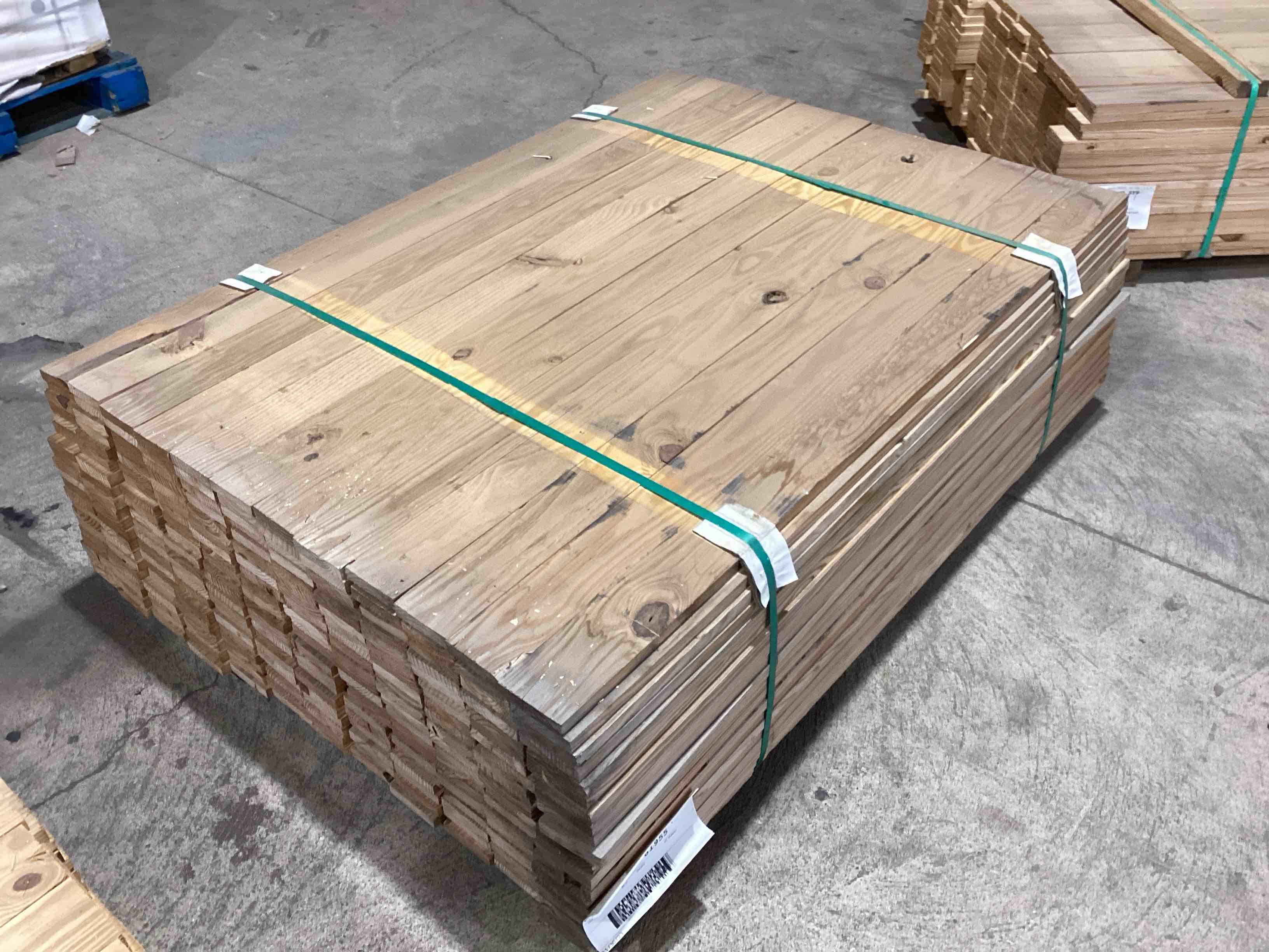 https://s3.amazonaws.com/lotting-images-prod/bidfta/PPE1508942_1760452096605.jpeg