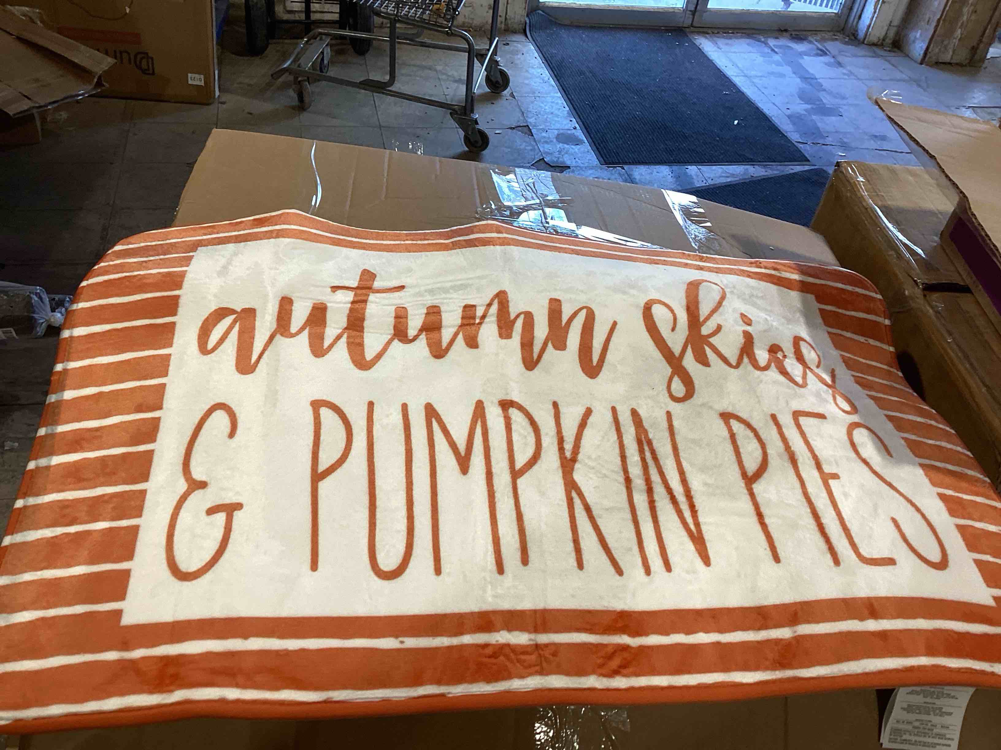 Autumn Skies & Pumpkin Pies Mat