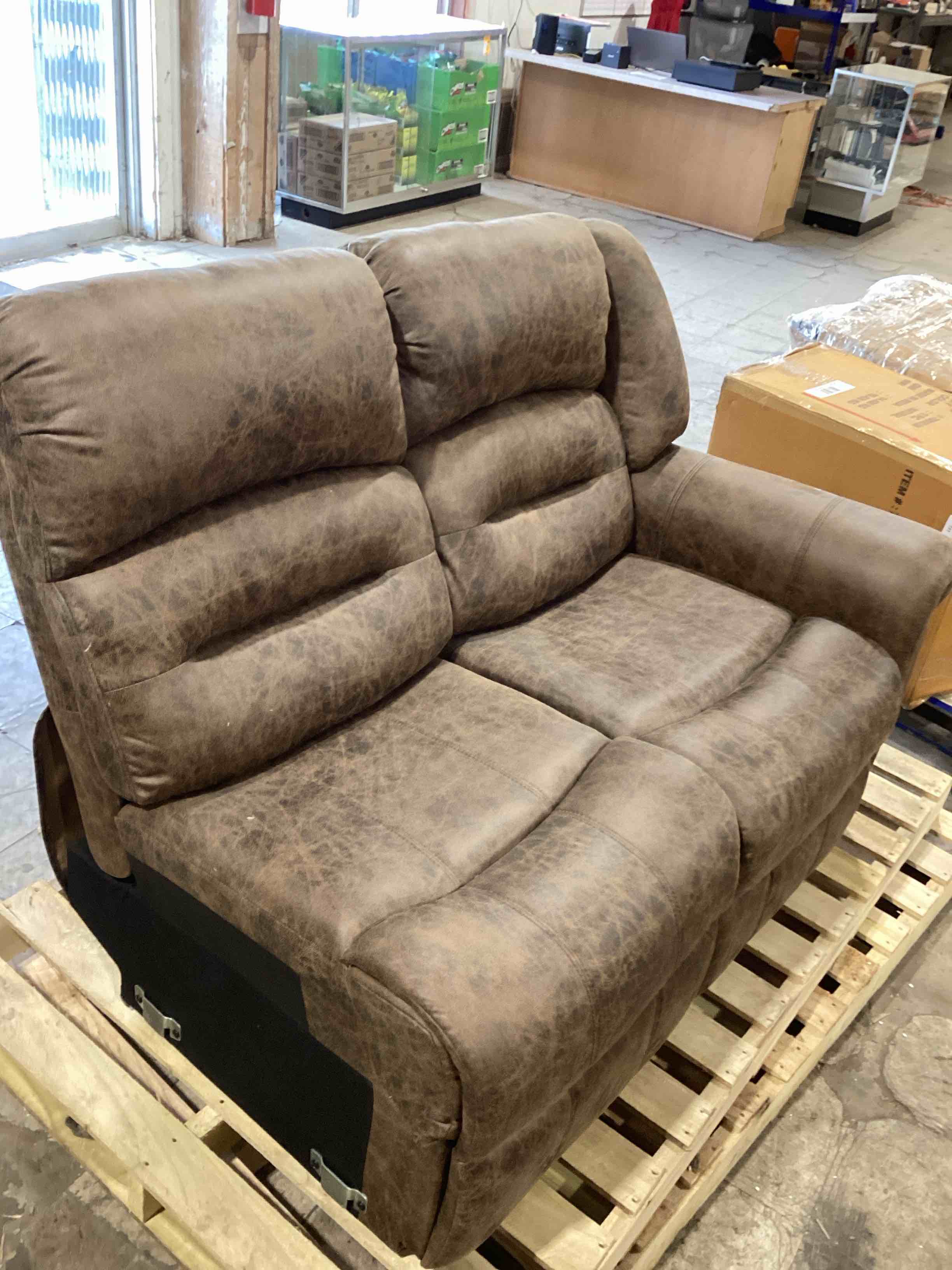 Right Side Reclining Sofa. Missing Left Side. Good Condition