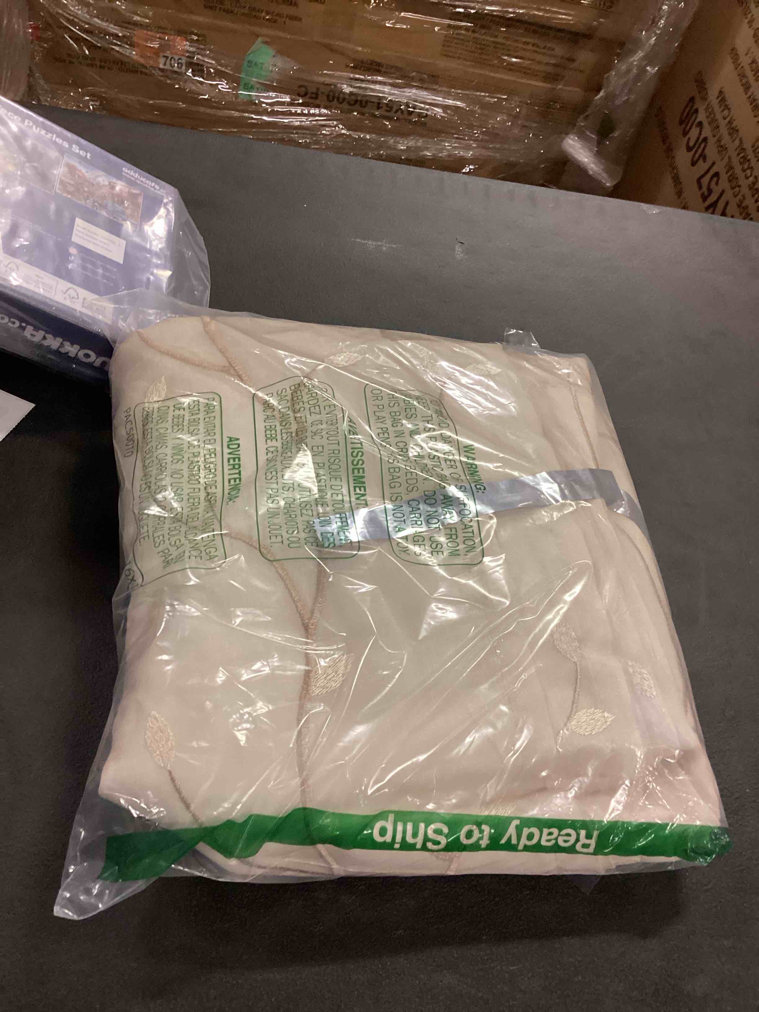https://s3.amazonaws.com/lotting-images-prod/bidfta/PPE1513242_1747688686905.jpeg