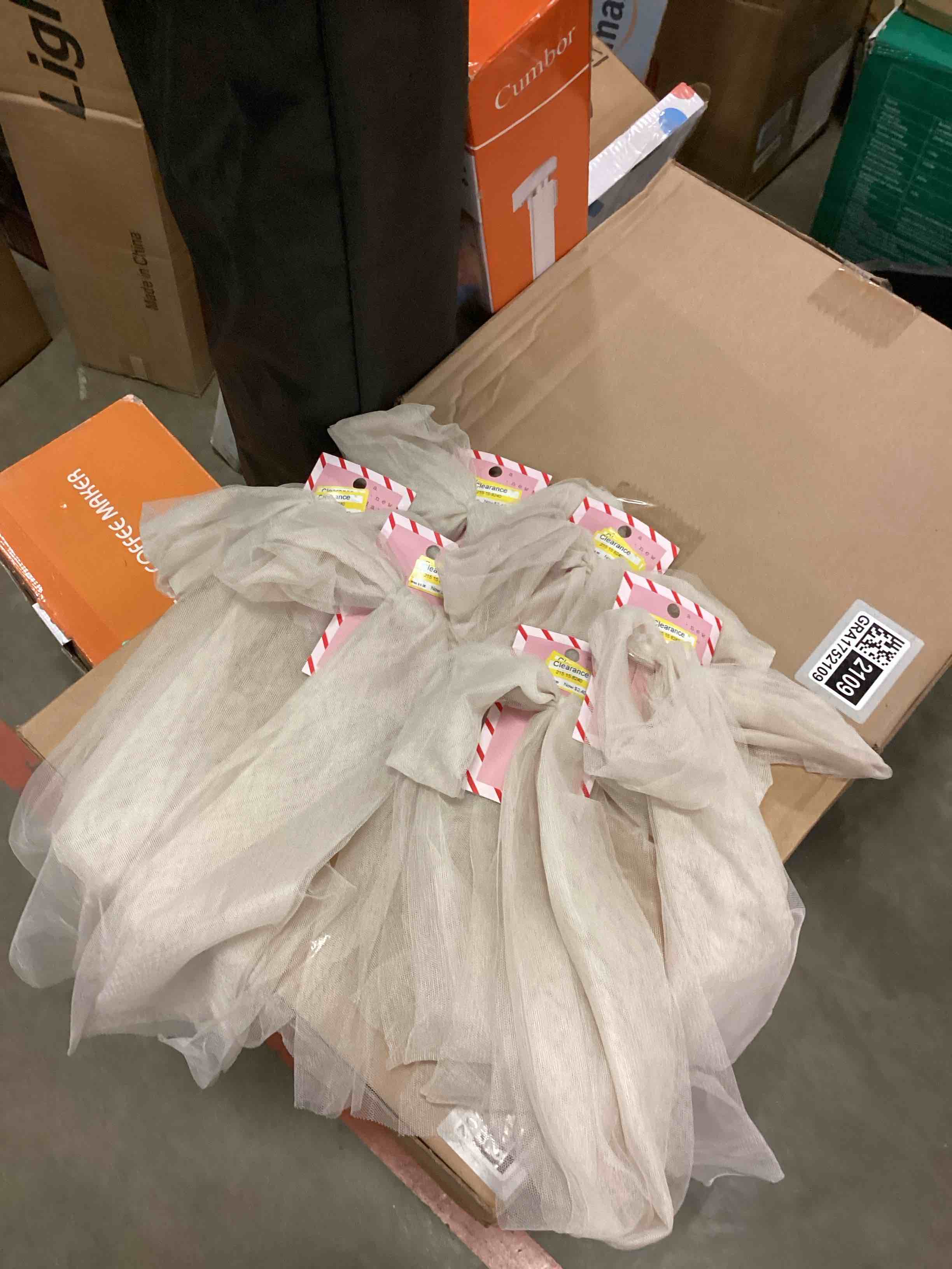 https://s3.amazonaws.com/lotting-images-prod/bidfta/PPE1513829_1748280873486.jpeg