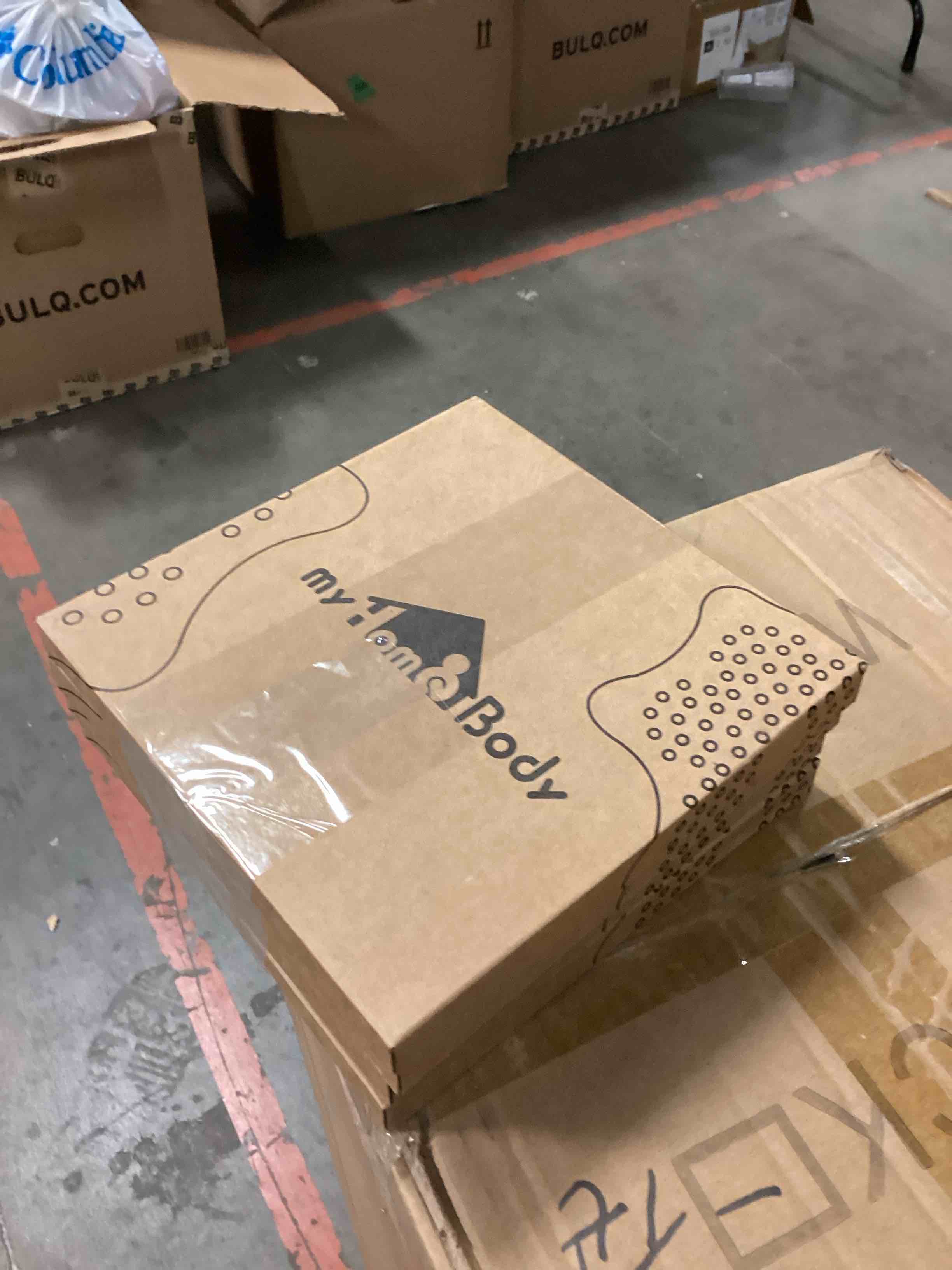 https://s3.amazonaws.com/lotting-images-prod/bidfta/PPE1514313_1748461142325.jpeg