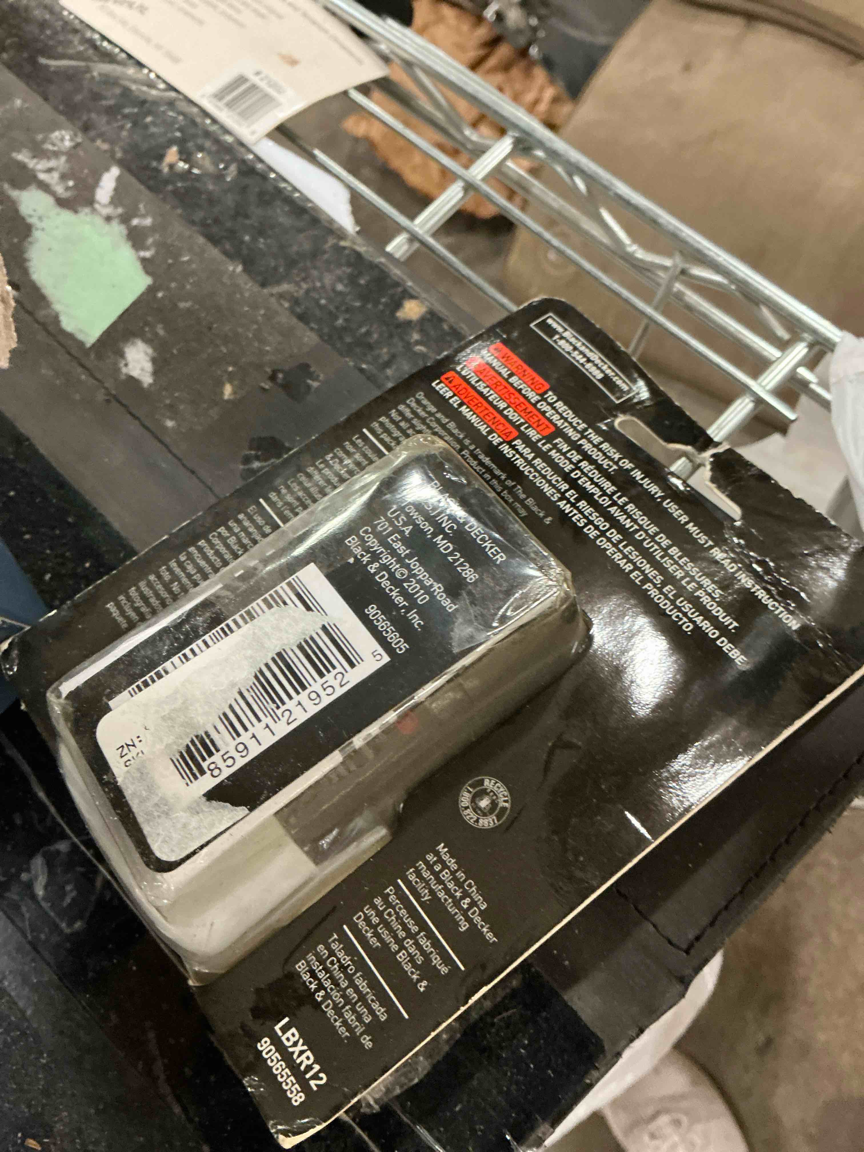 https://s3.amazonaws.com/lotting-images-prod/bidfta/PPE1515252_1750774513353.jpeg