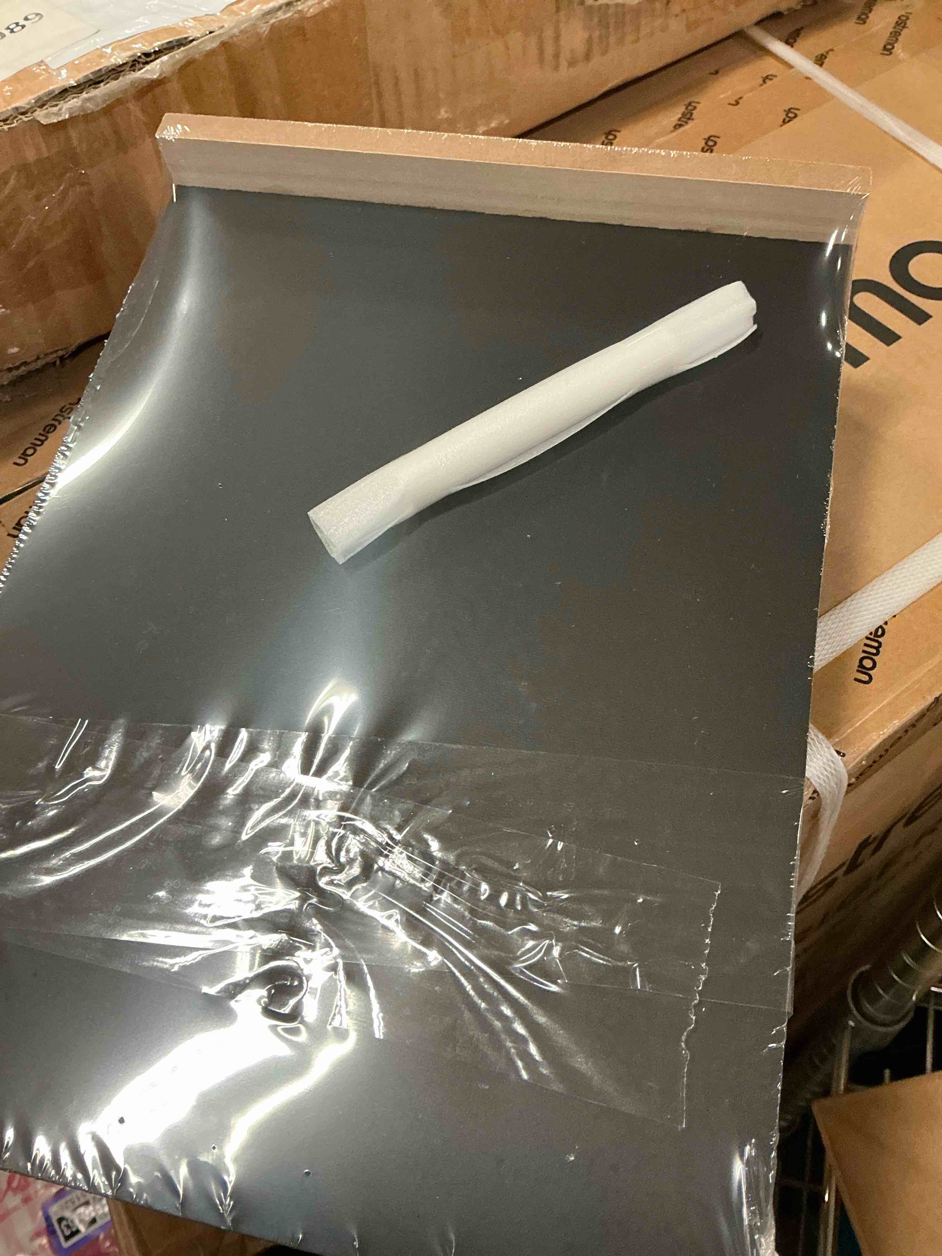 https://s3.amazonaws.com/lotting-images-prod/bidfta/PPE1515267_1750785863301.jpeg