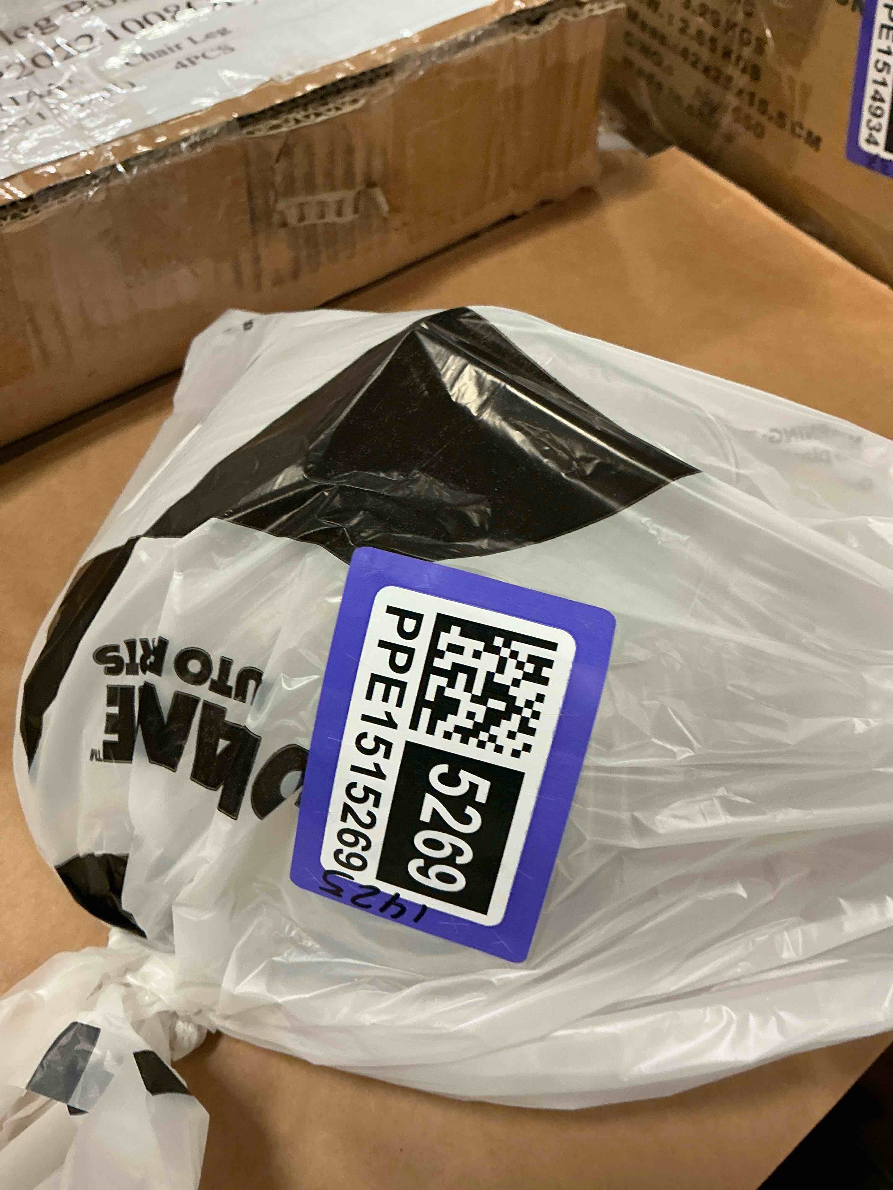 https://s3.amazonaws.com/lotting-images-prod/bidfta/PPE1515269_1750786244186.jpeg