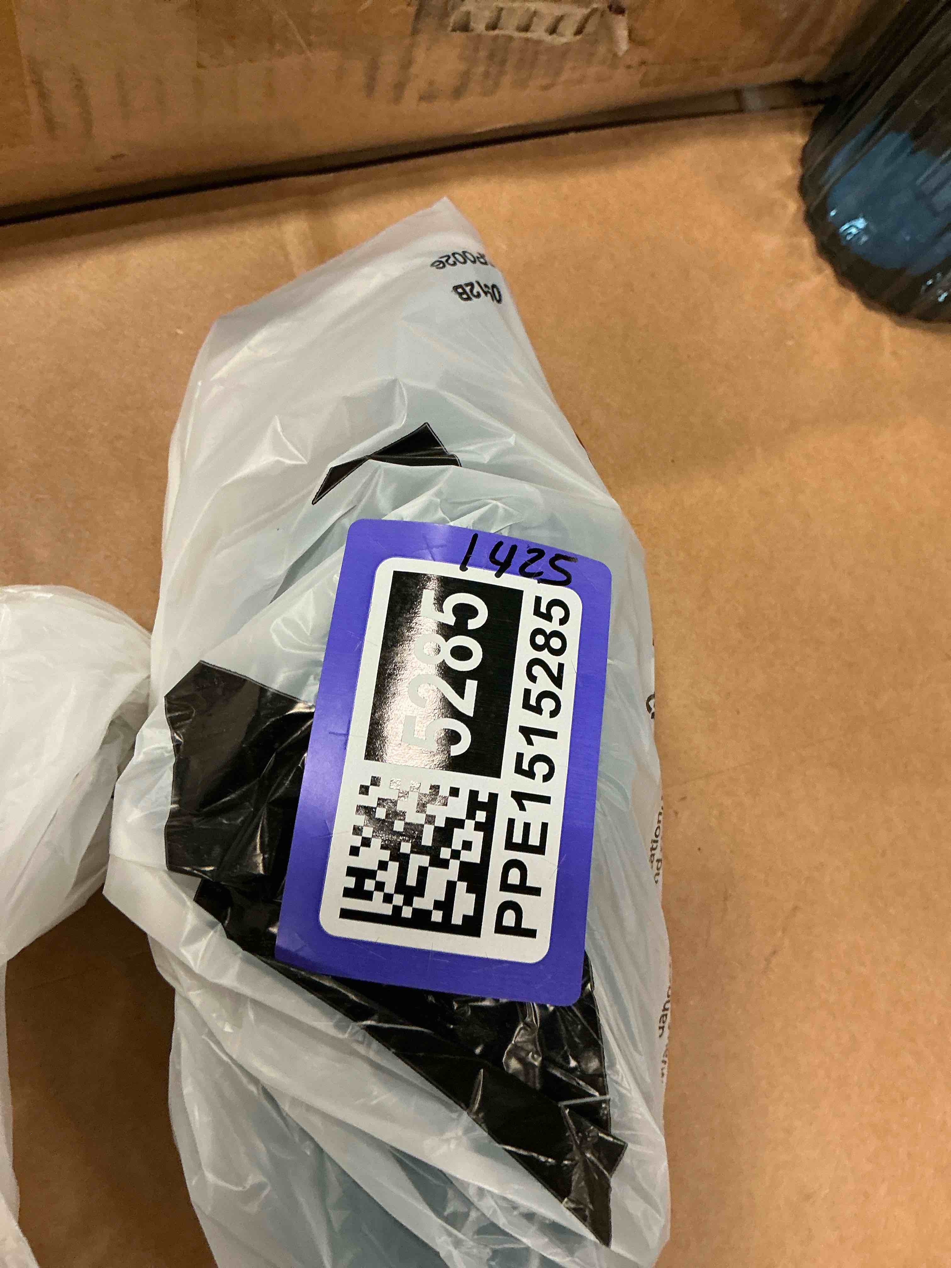 https://s3.amazonaws.com/lotting-images-prod/bidfta/PPE1515285_1750788074071.jpeg