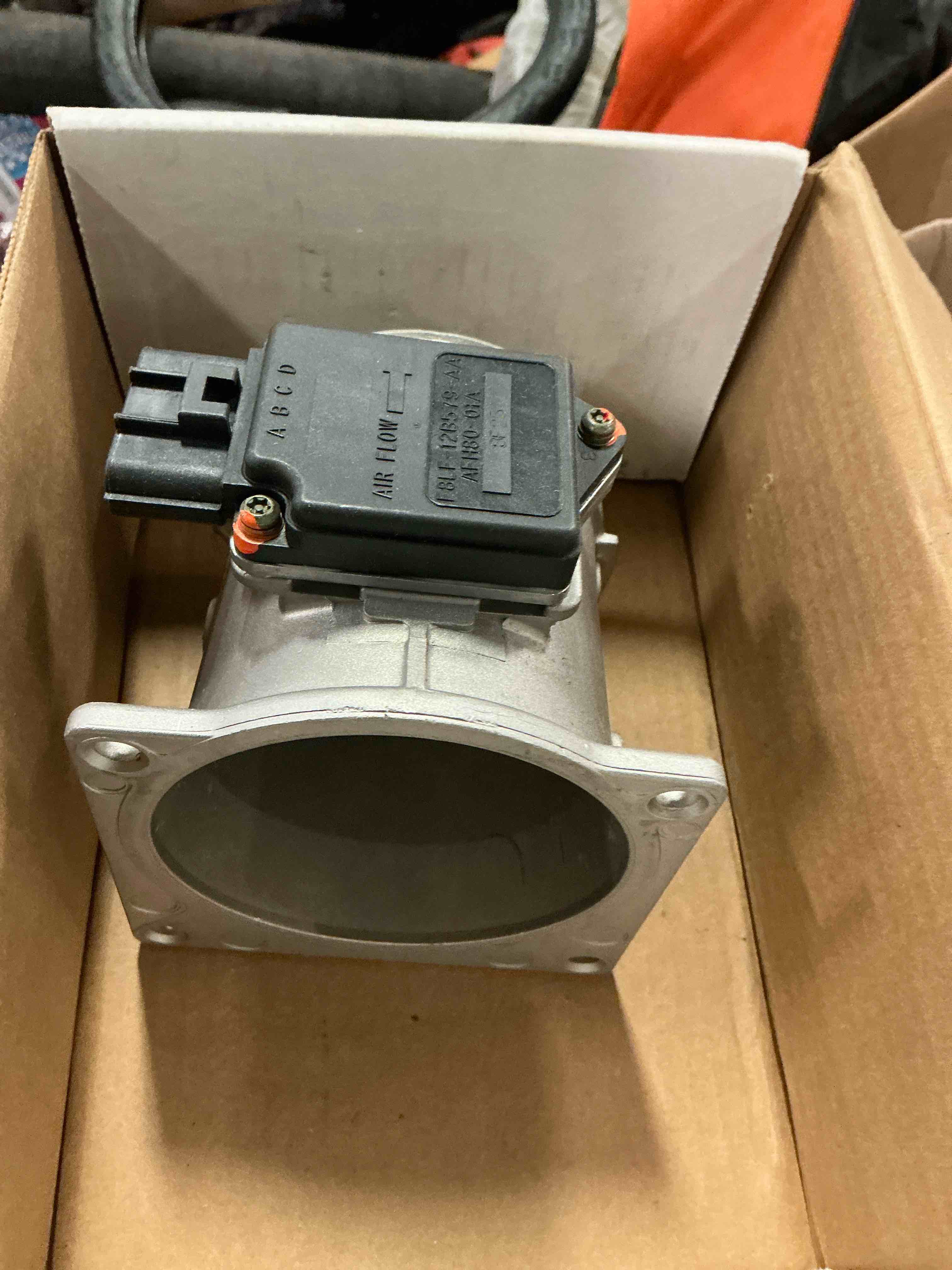 https://s3.amazonaws.com/lotting-images-prod/bidfta/PPE1515889_1753465013494.jpeg