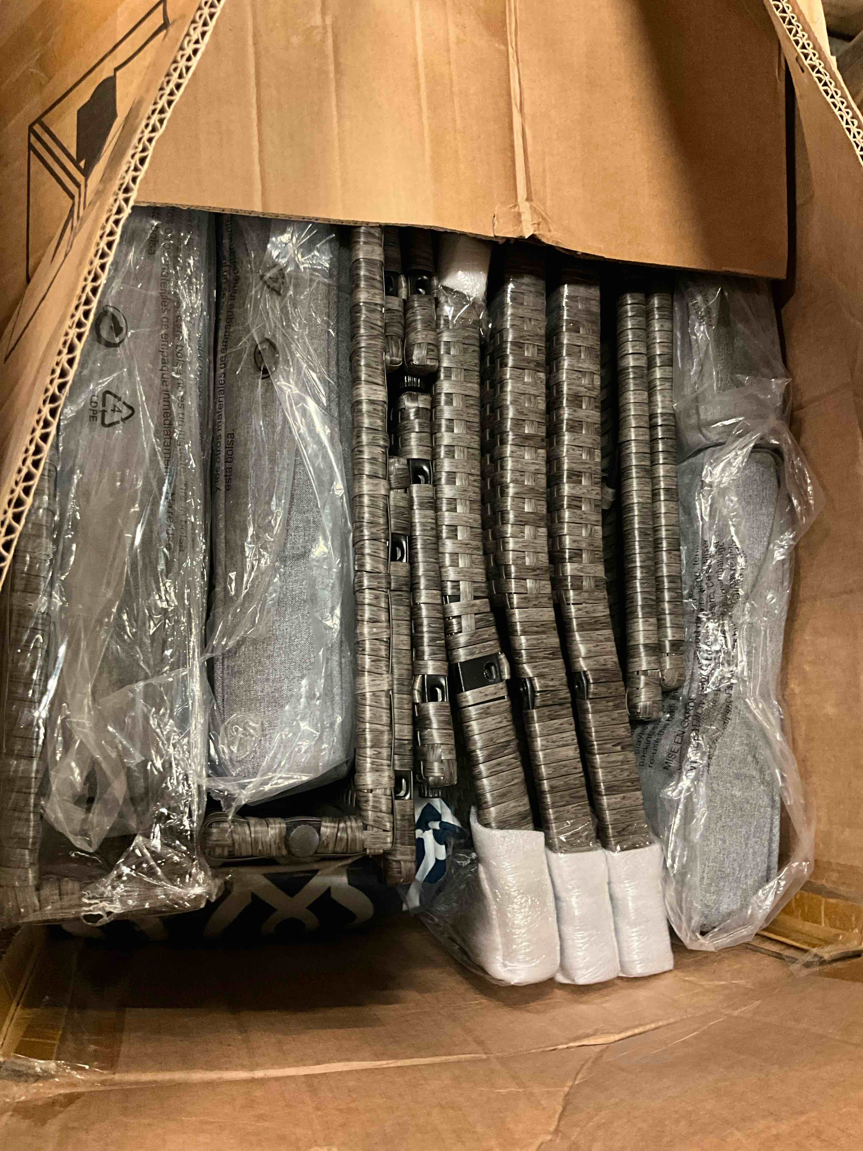 https://s3.amazonaws.com/lotting-images-prod/bidfta/PPE1519388_1745248008253.jpeg