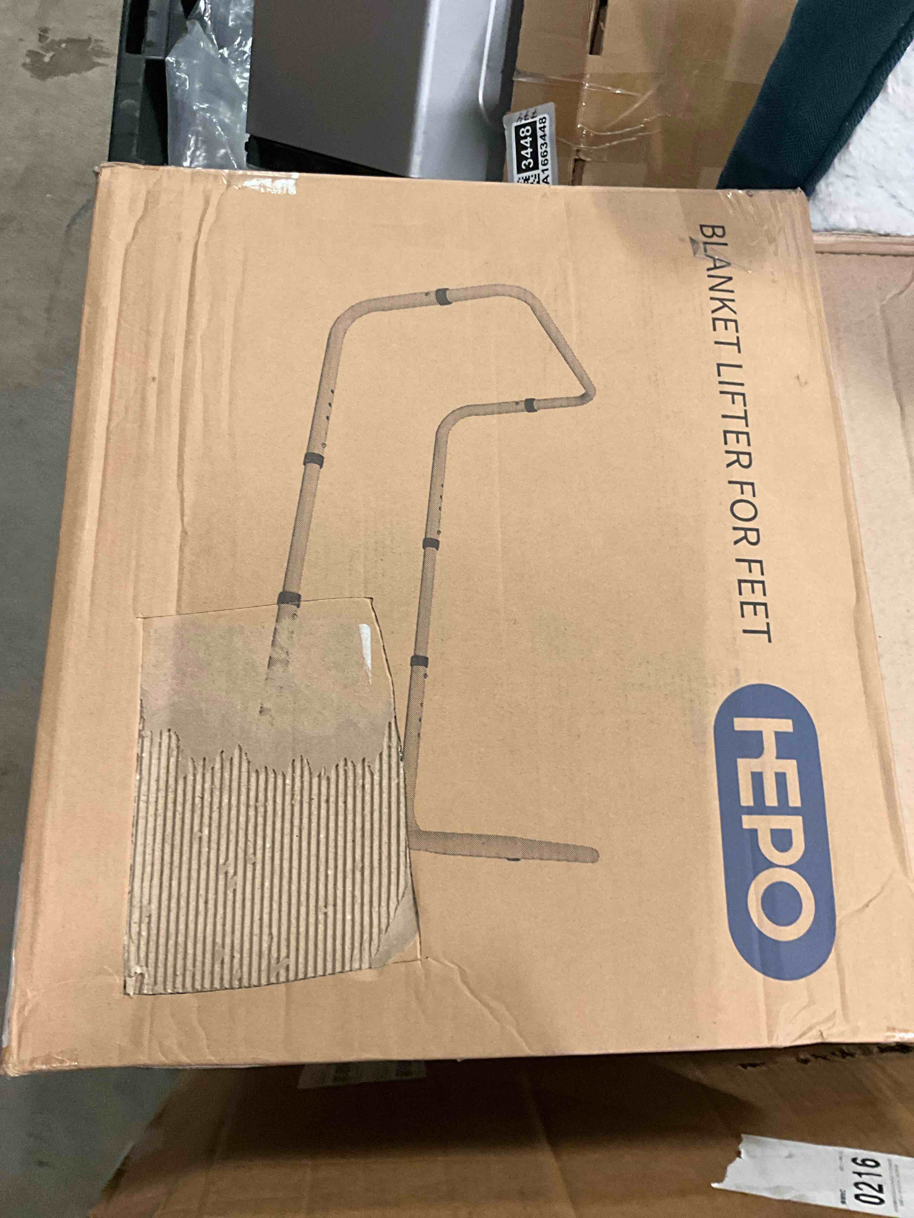https://s3.amazonaws.com/lotting-images-prod/bidfta/PPE1519420_1744903684138.jpeg
