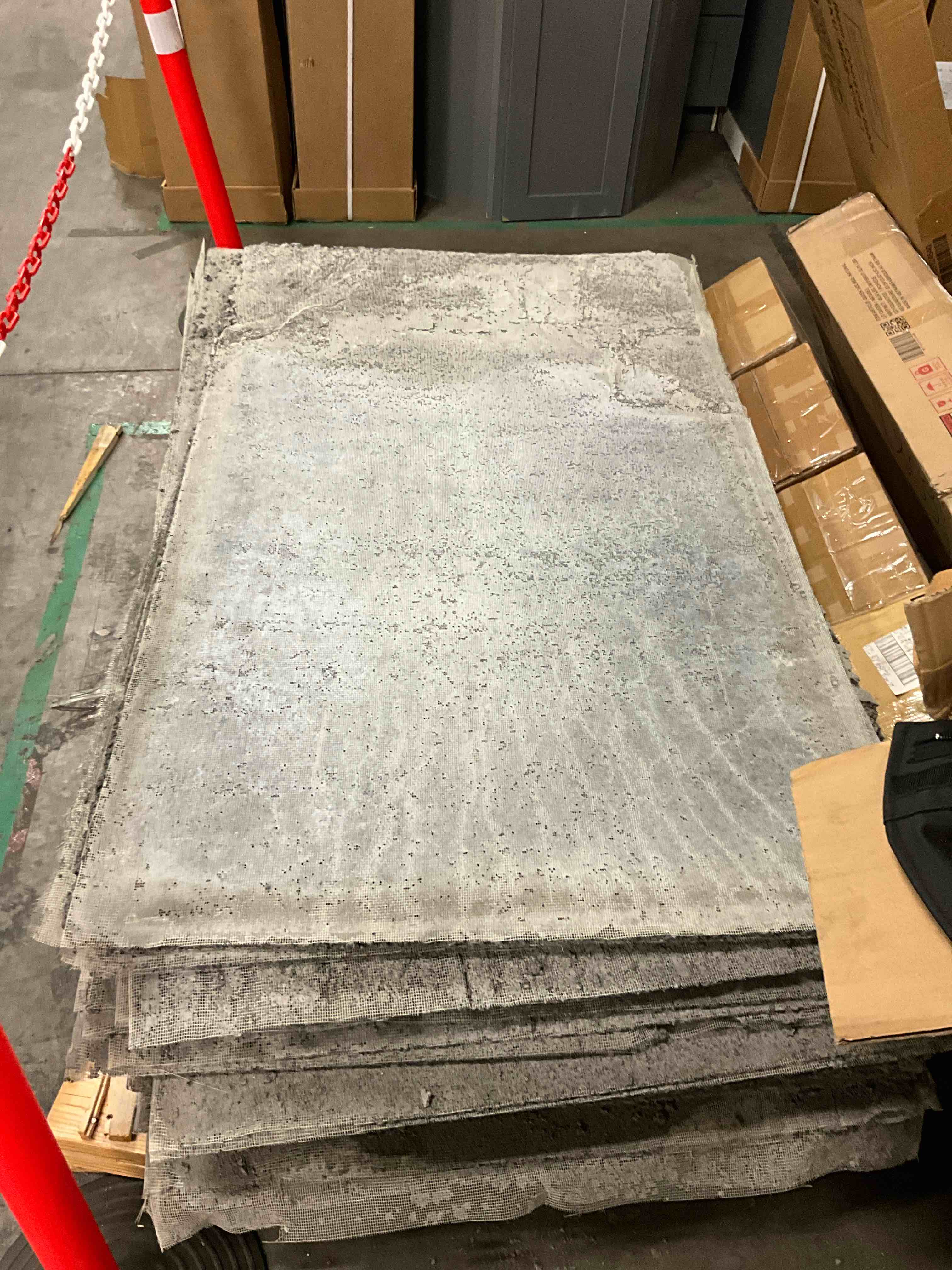 https://s3.amazonaws.com/lotting-images-prod/bidfta/PPE1519763_1750864229383.jpeg