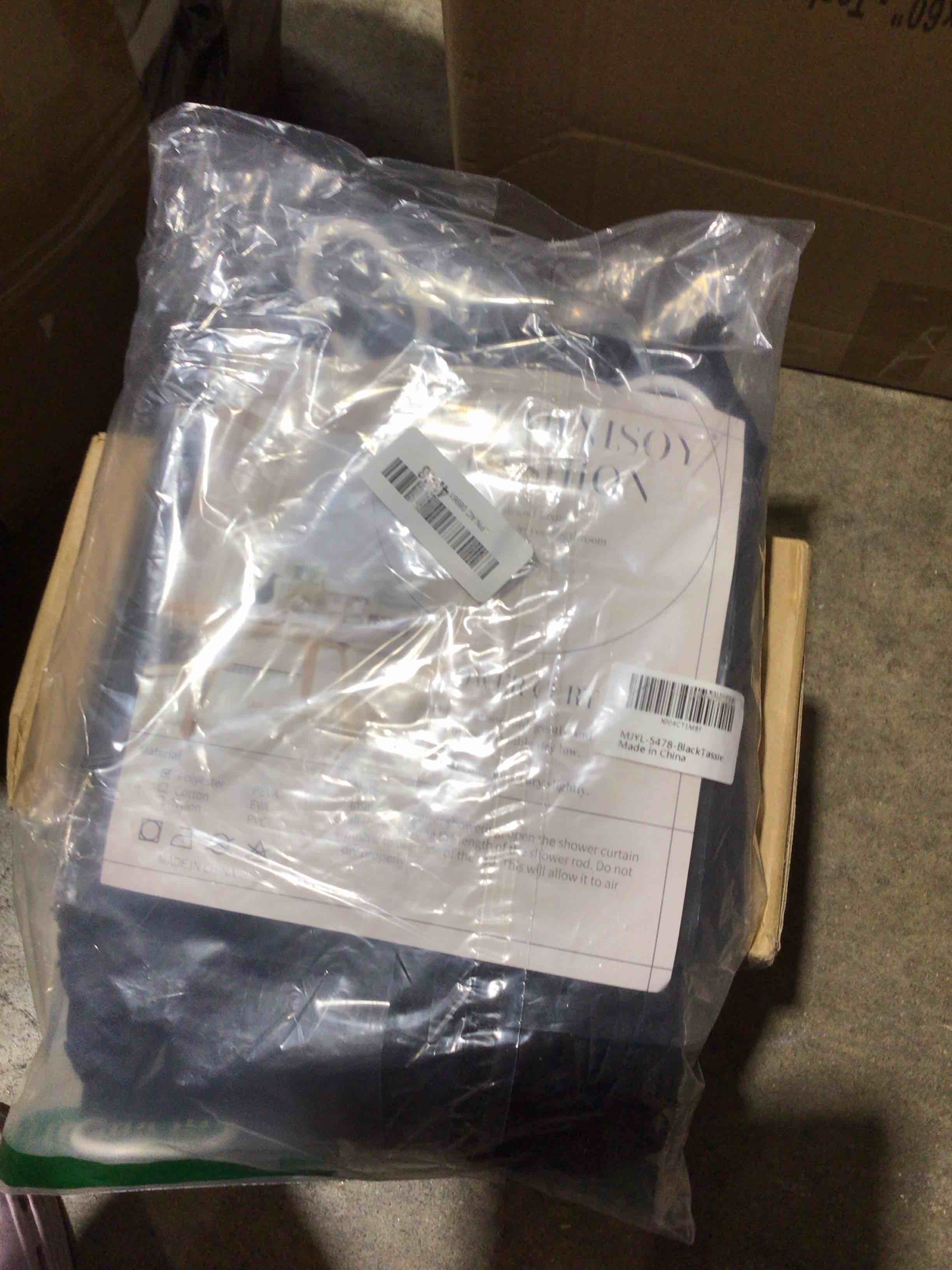 https://s3.amazonaws.com/lotting-images-prod/bidfta/PPE1526359_1751897854143.jpeg