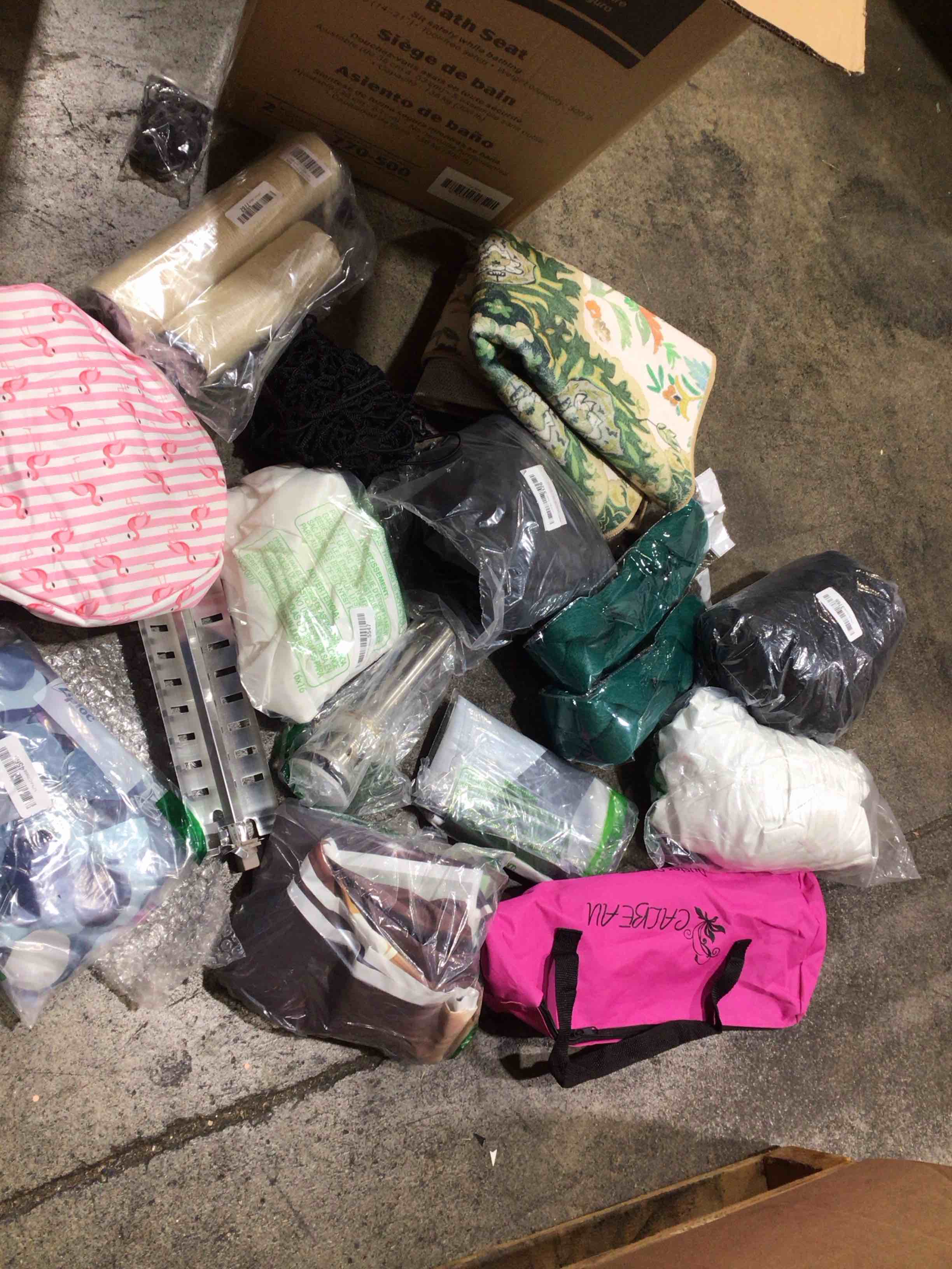 ASSORTED : Large HOUSEHOLD items - NOT REFUNDABLE 
