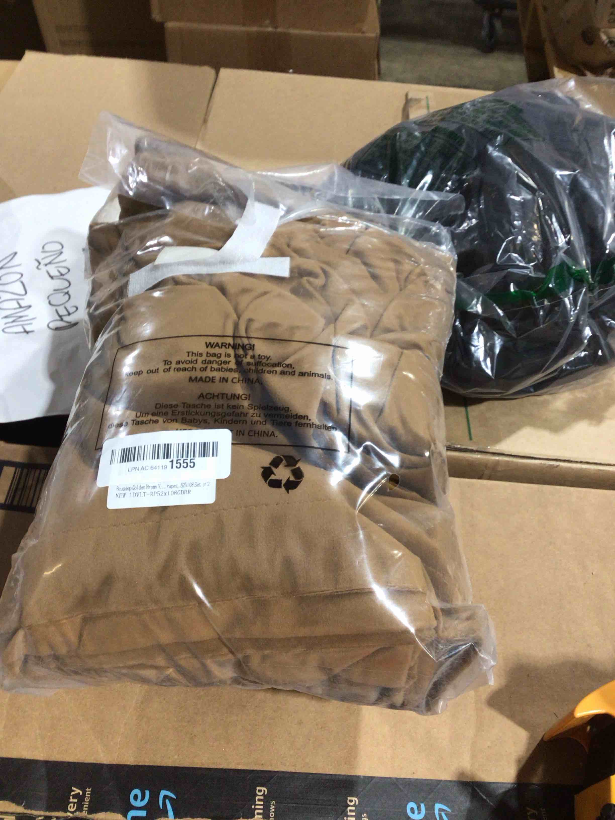 https://s3.amazonaws.com/lotting-images-prod/bidfta/PPE1527371_1753368546680.jpeg
