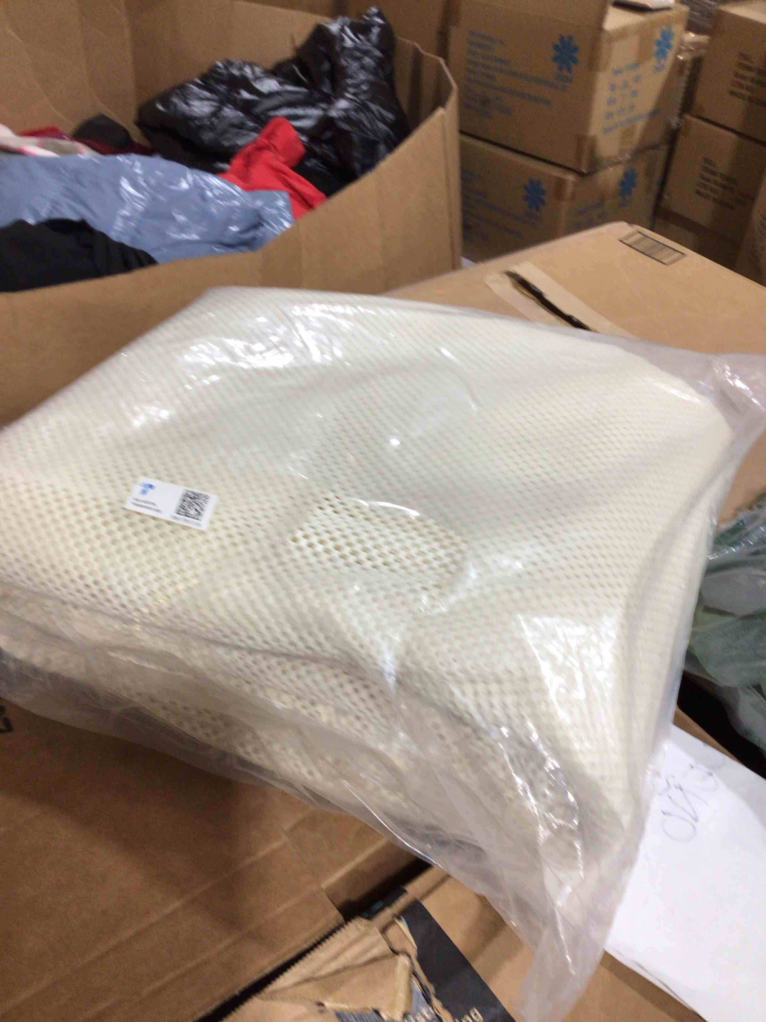 https://s3.amazonaws.com/lotting-images-prod/bidfta/PPE1527681_1753884533008.jpeg