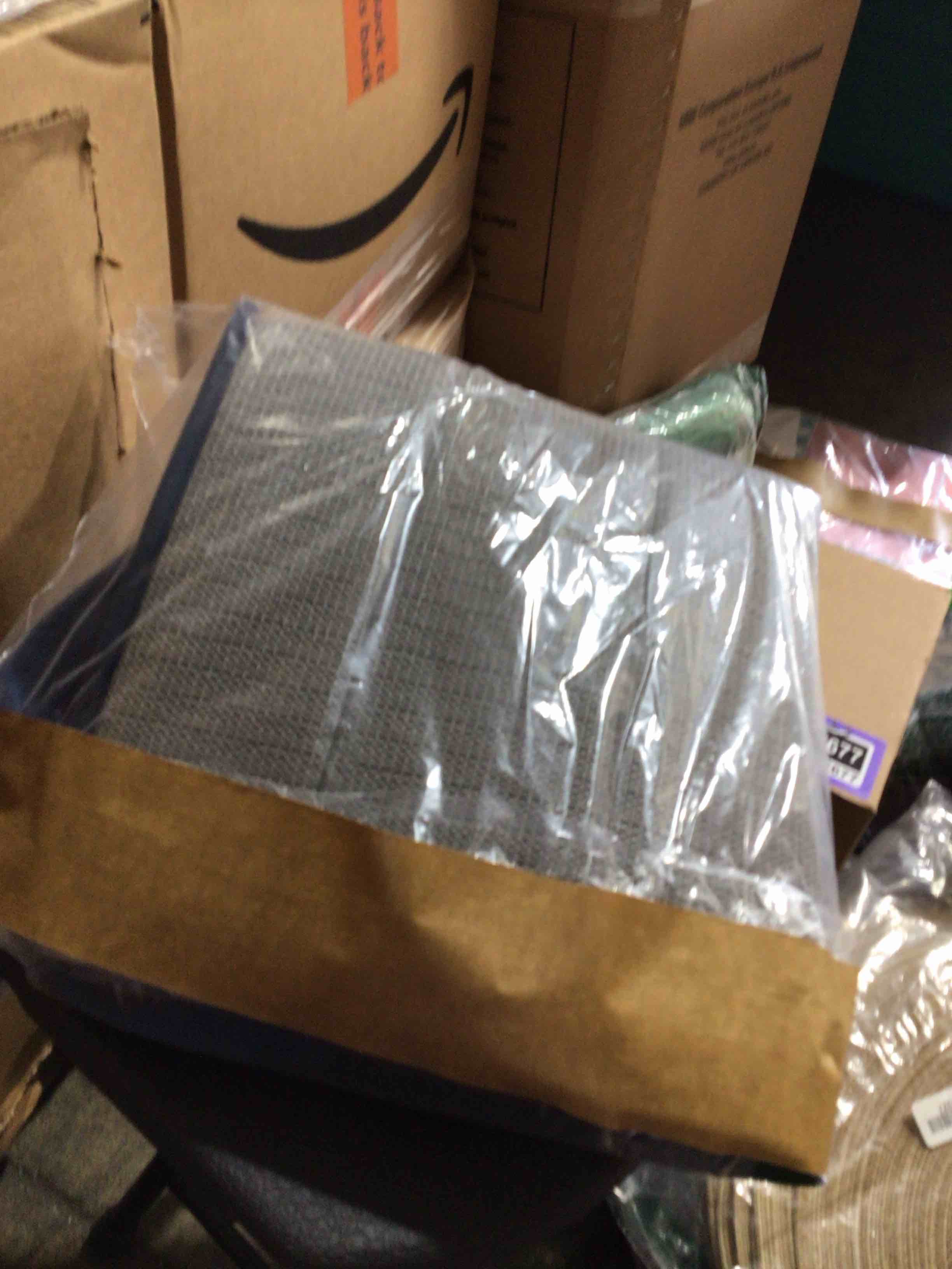 https://s3.amazonaws.com/lotting-images-prod/bidfta/PPE1527686_1753887926985.jpeg