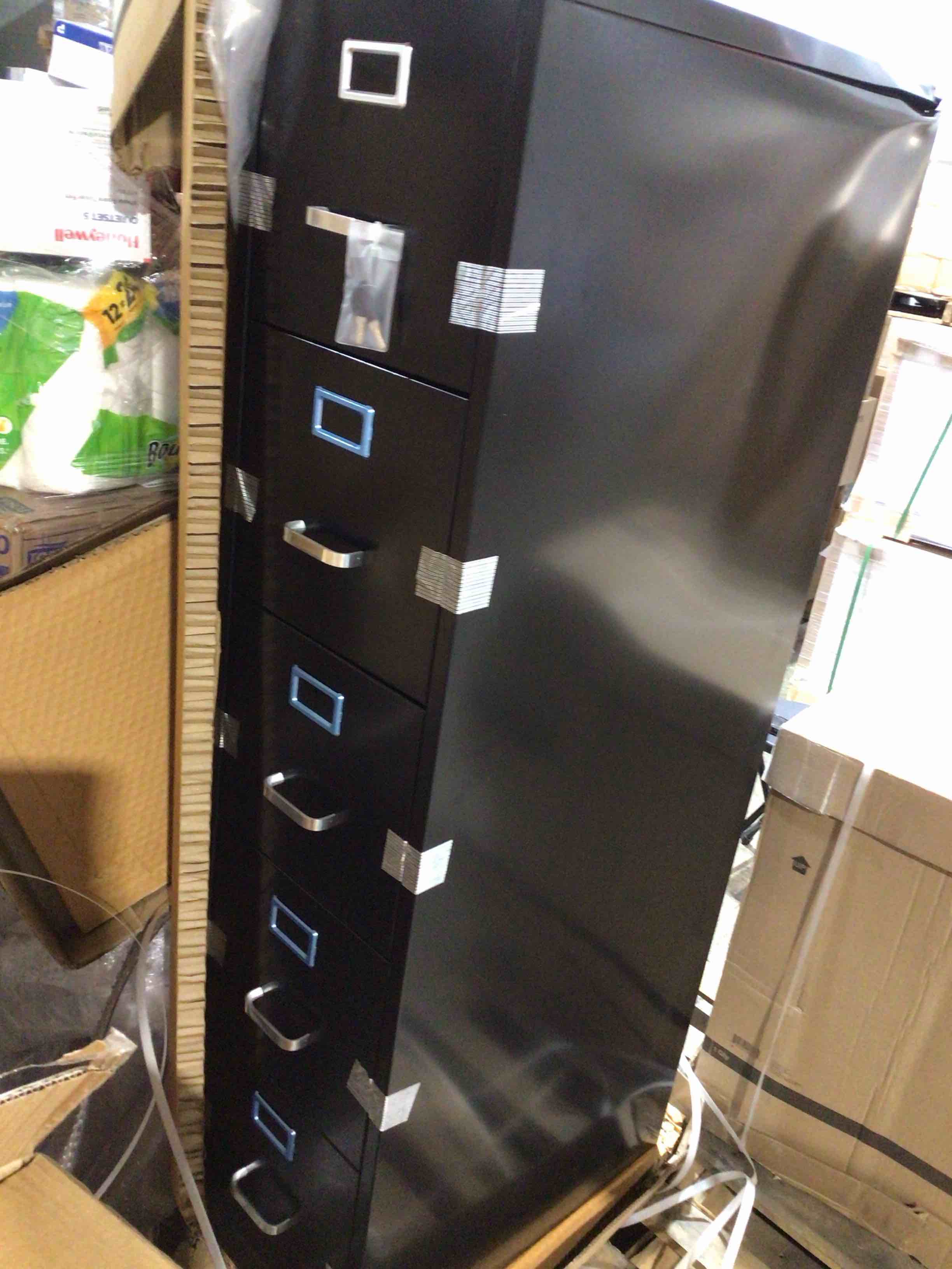 https://s3.amazonaws.com/lotting-images-prod/bidfta/PPE1527758_1753912133818.jpeg