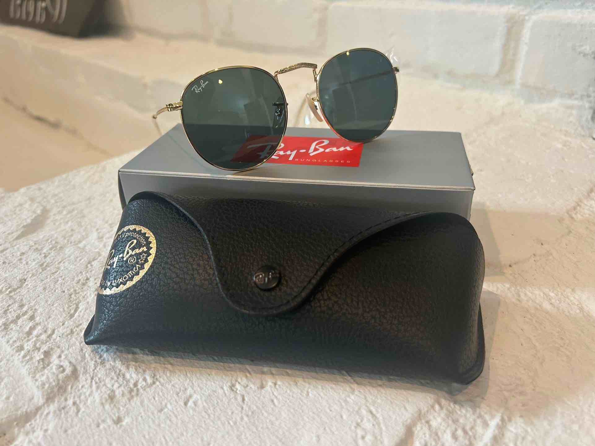 RAY-BAN sunglasses