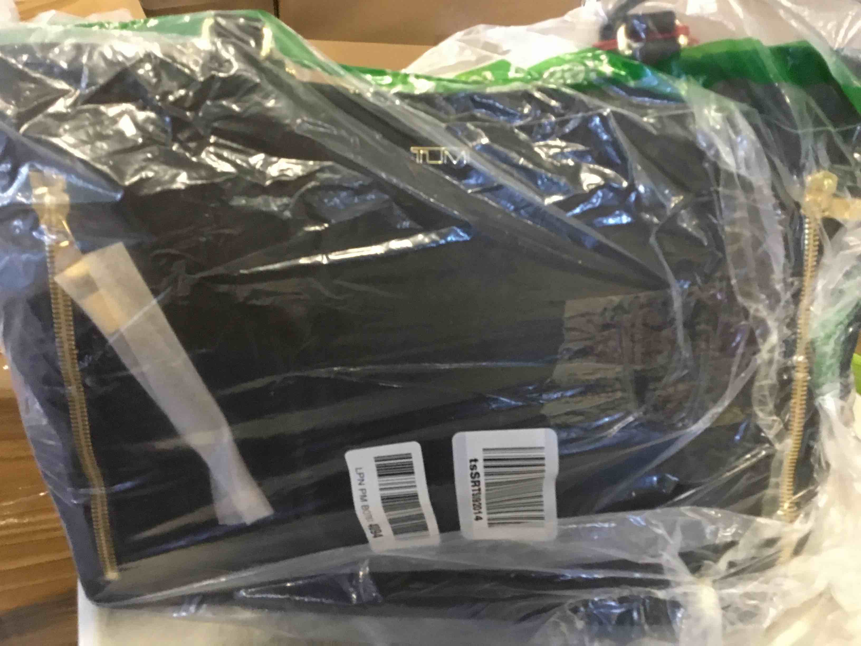 https://s3.amazonaws.com/lotting-images-prod/bidfta/PPE1554090_1734017151254.jpeg