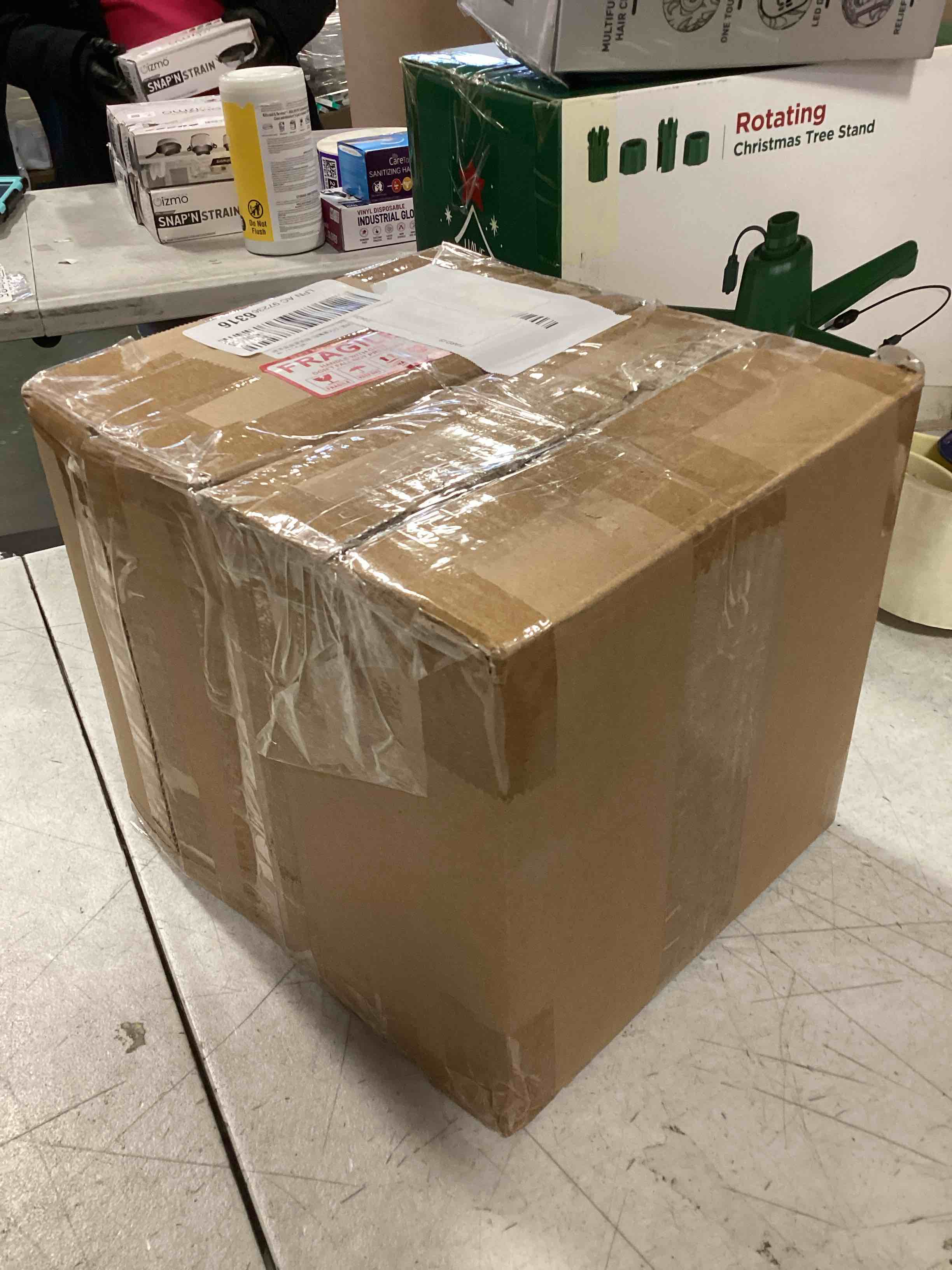 https://s3.amazonaws.com/lotting-images-prod/bidfta/PPE1555802_1733320498012.jpeg