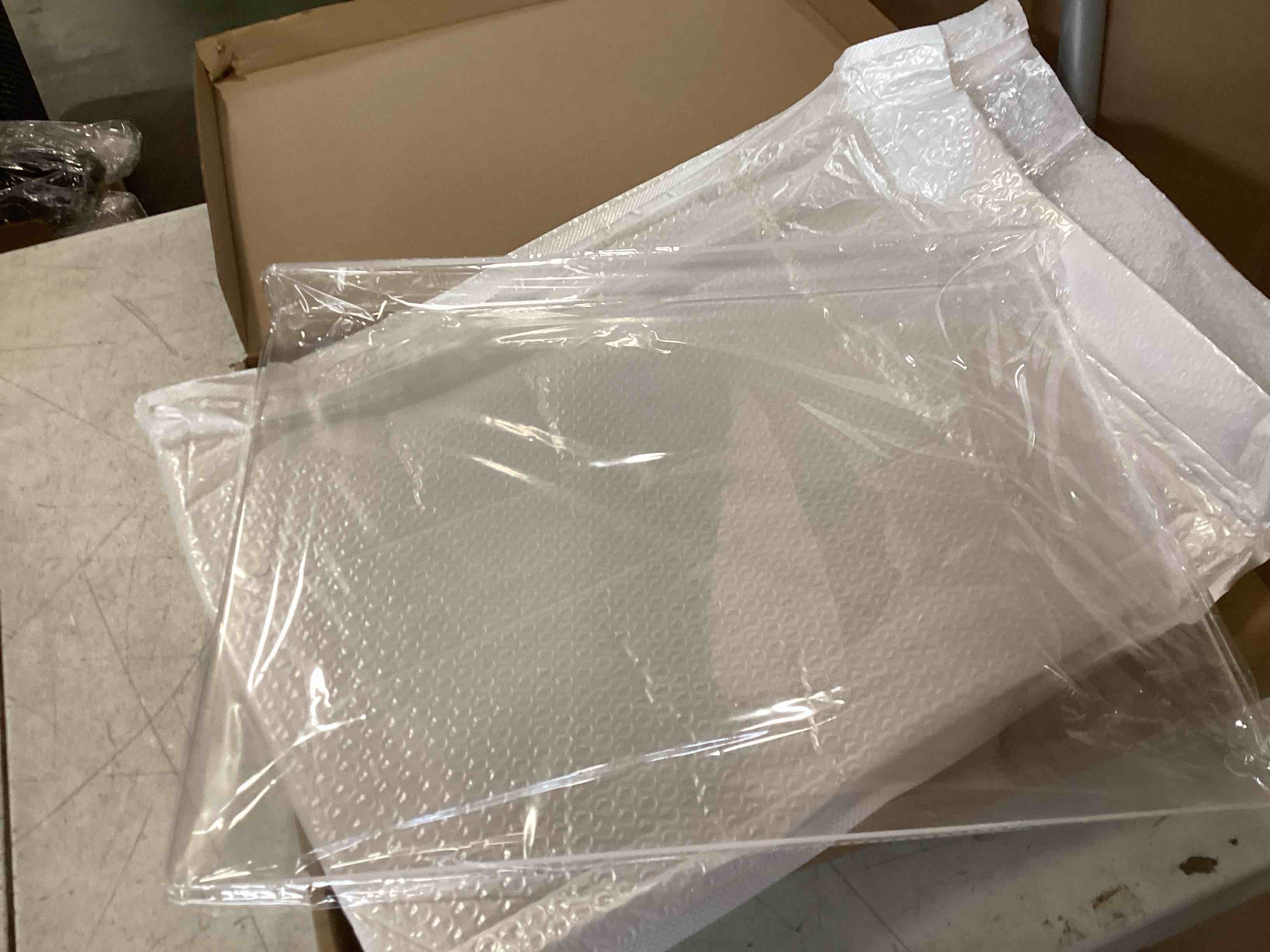 https://s3.amazonaws.com/lotting-images-prod/bidfta/PPE1555965_1733344543752.jpeg
