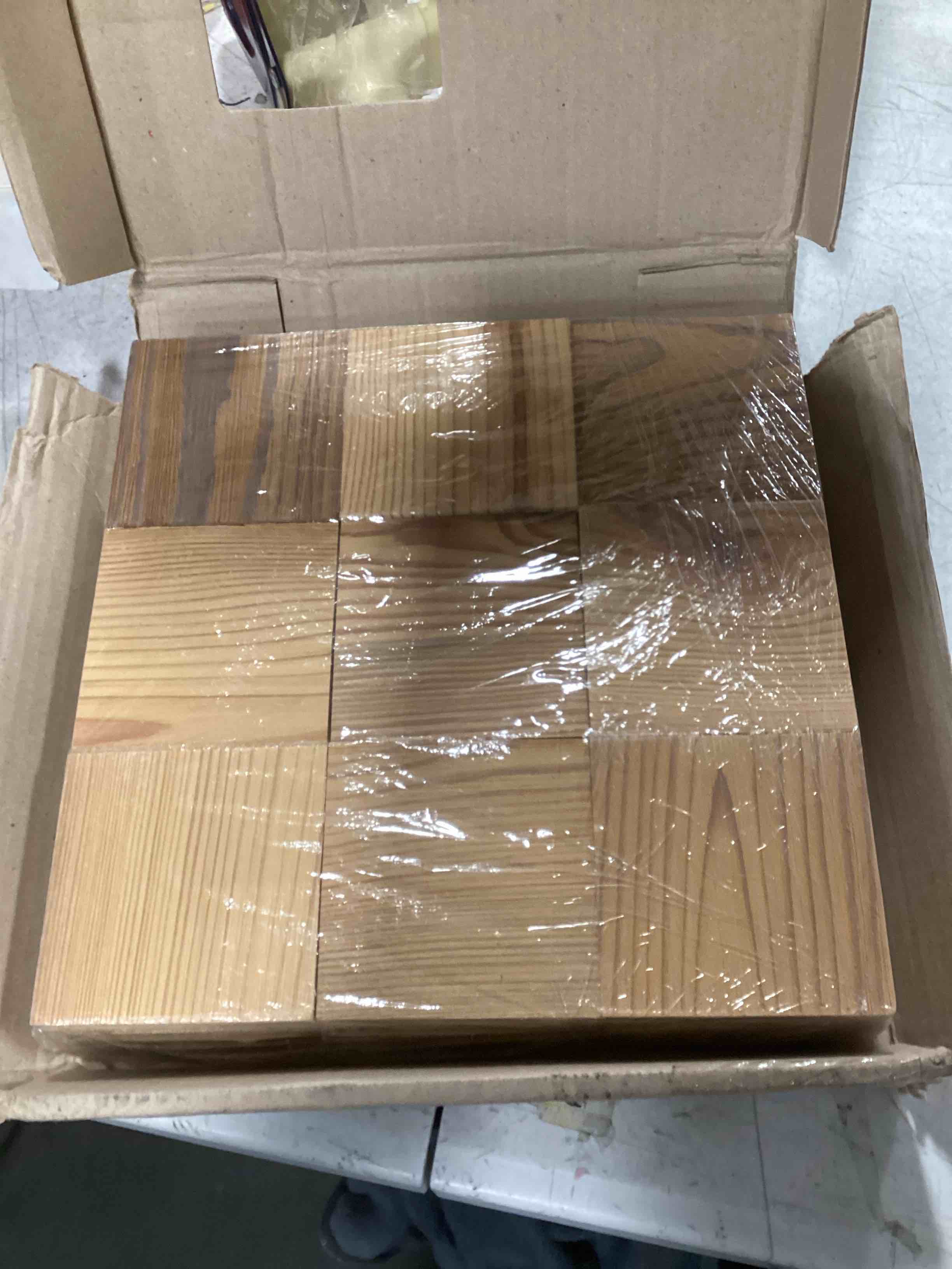 https://s3.amazonaws.com/lotting-images-prod/bidfta/PPE1556508_1733751203918.jpeg