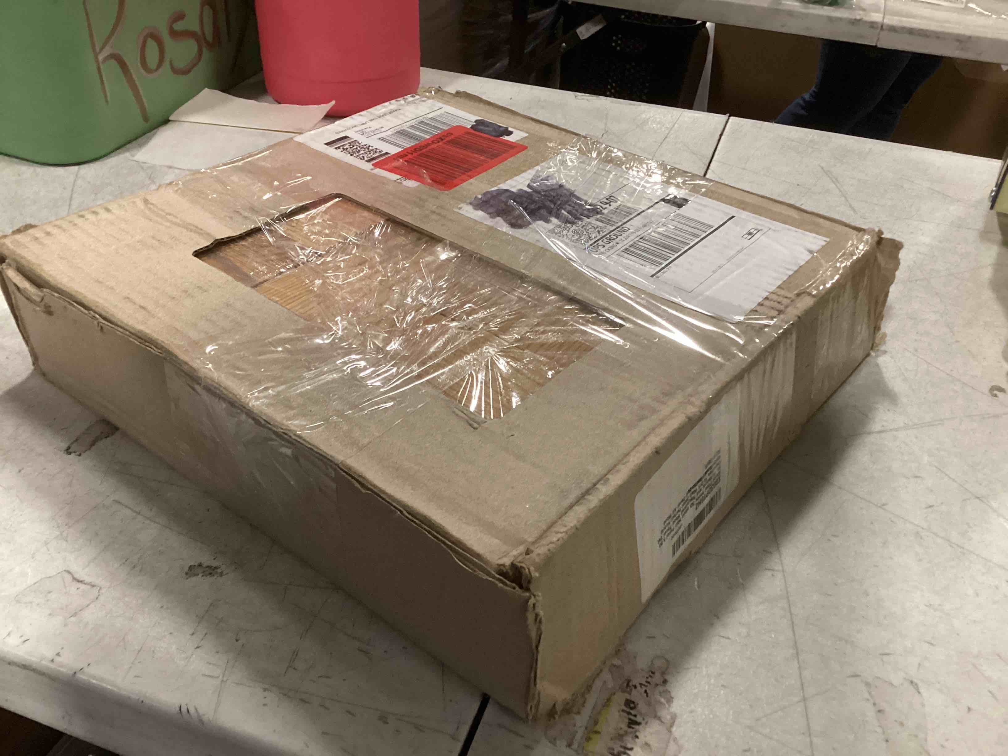 https://s3.amazonaws.com/lotting-images-prod/bidfta/PPE1556508_1733751268520.jpeg
