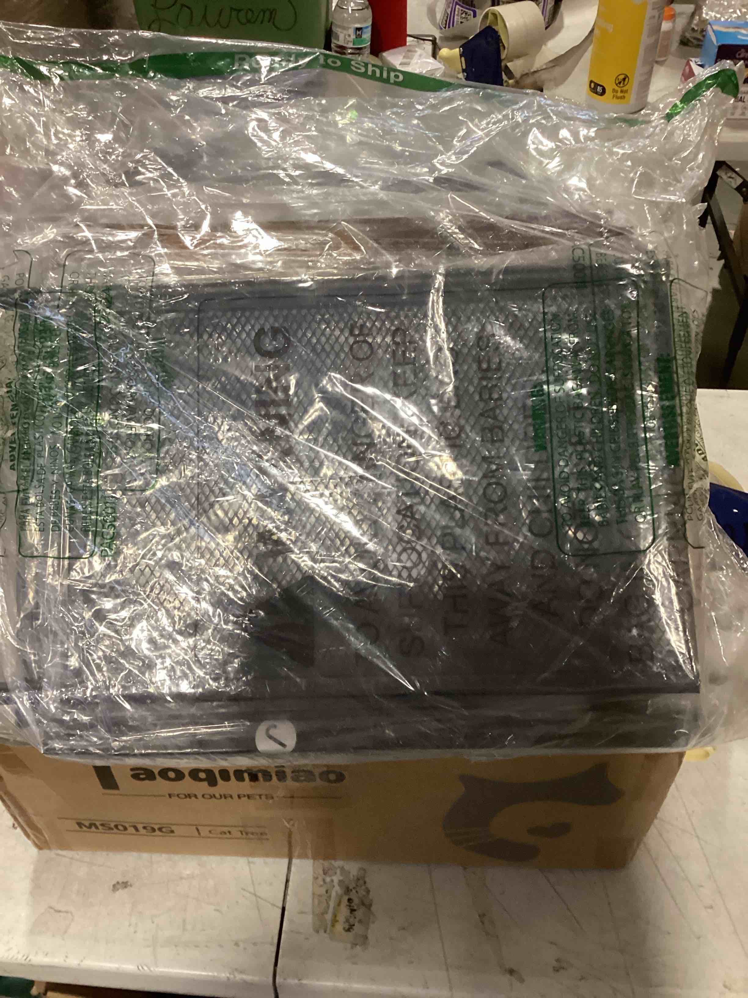https://s3.amazonaws.com/lotting-images-prod/bidfta/PPE1556516_1733752093487.jpeg