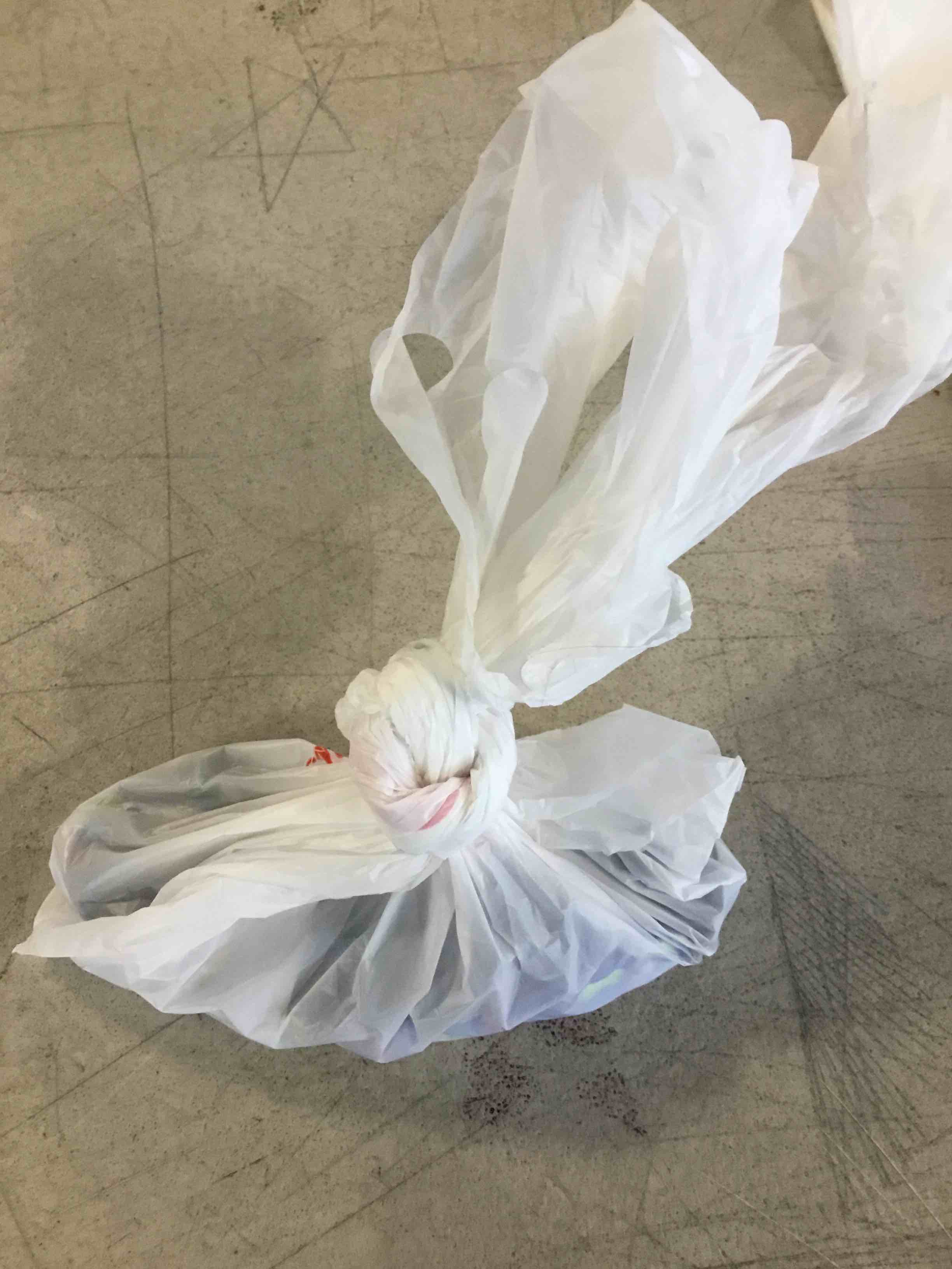 https://s3.amazonaws.com/lotting-images-prod/bidfta/PPE1558970_1734010406914.jpeg