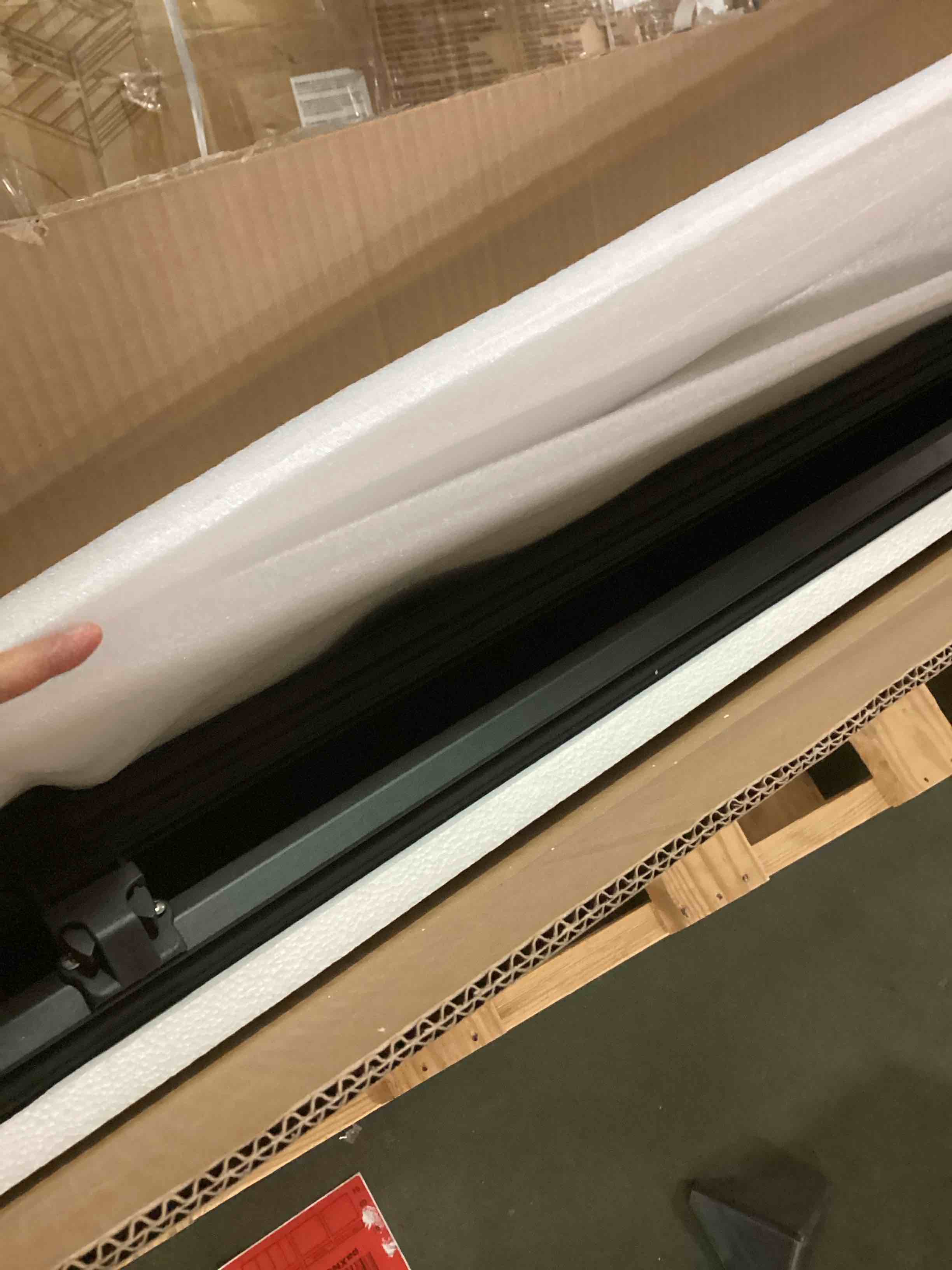 https://s3.amazonaws.com/lotting-images-prod/bidfta/PPE1561183_1733445153415.jpeg