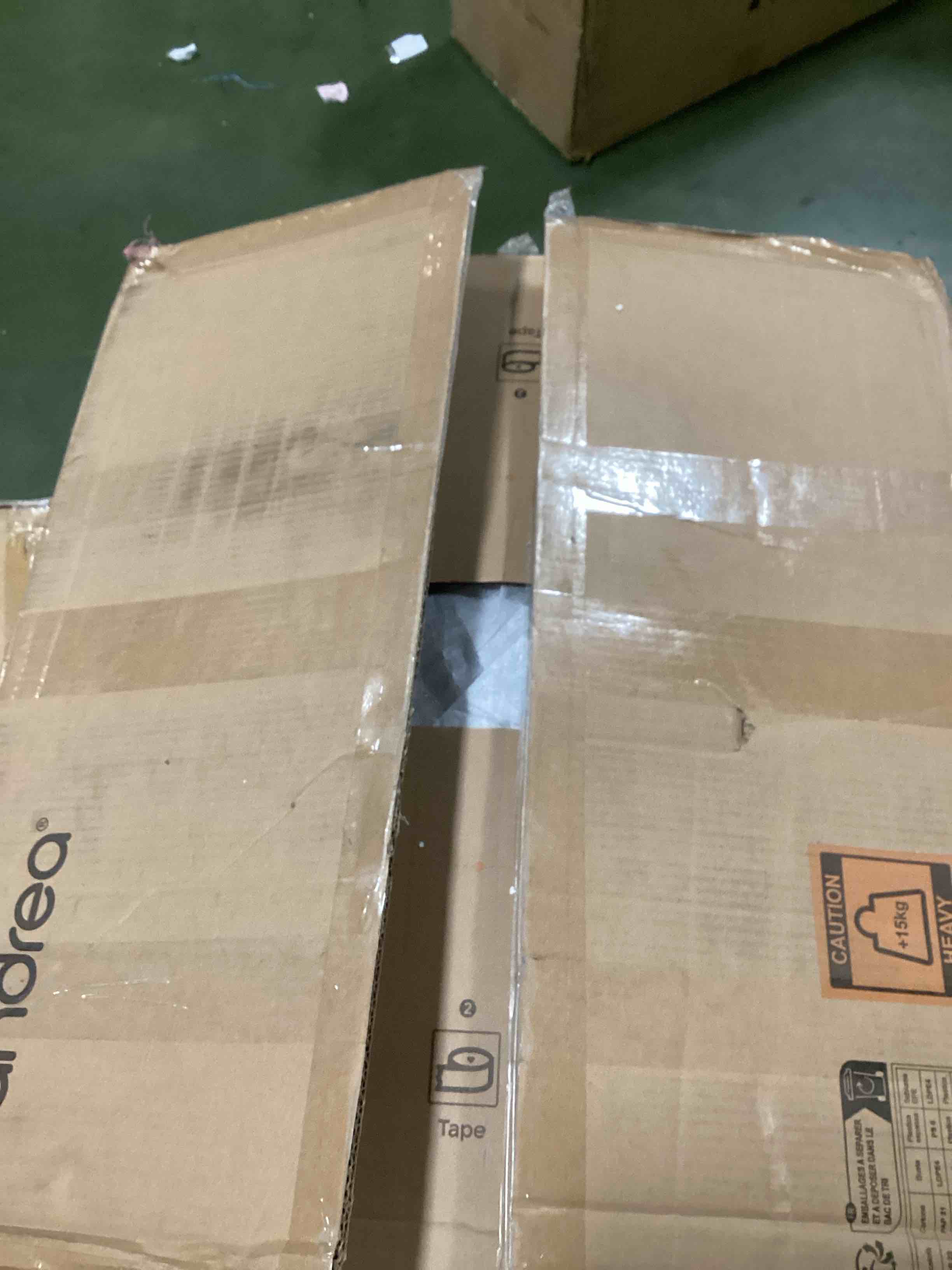 https://s3.amazonaws.com/lotting-images-prod/bidfta/PPE1561305_1733794310634.jpeg