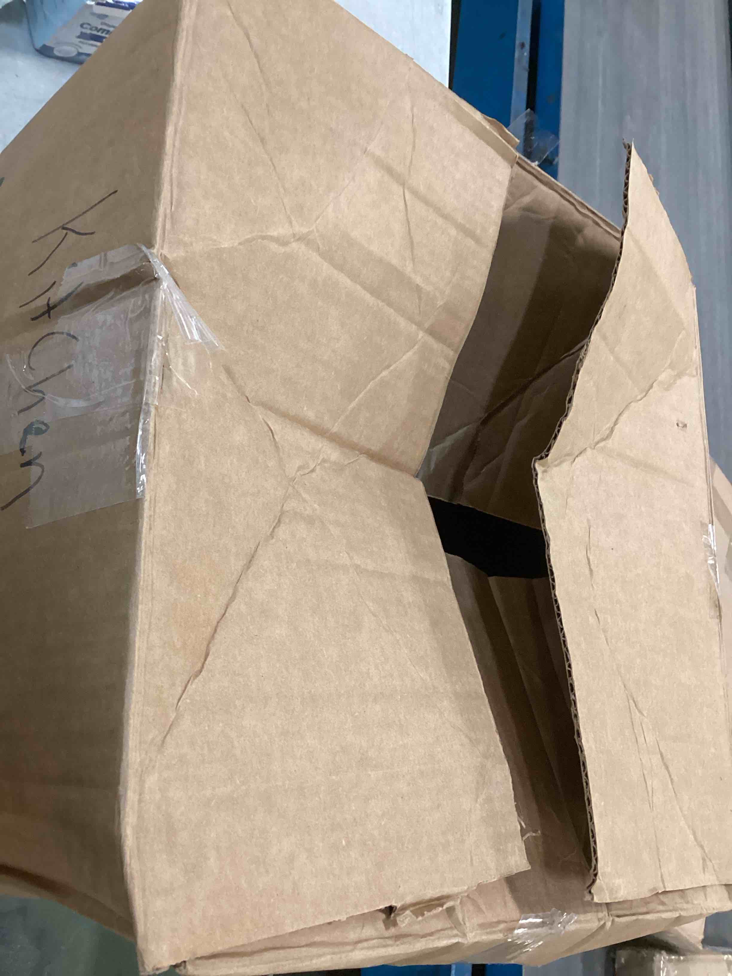 https://s3.amazonaws.com/lotting-images-prod/bidfta/PPE1562201_1734137385598.jpeg