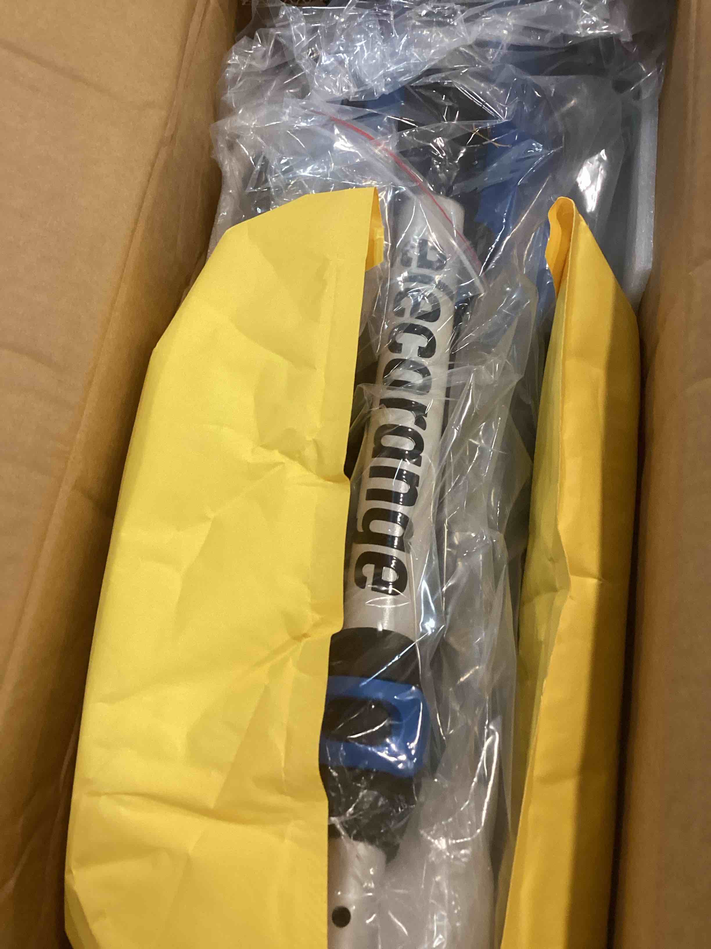 https://s3.amazonaws.com/lotting-images-prod/bidfta/PPE1562906_1734568694750.jpeg