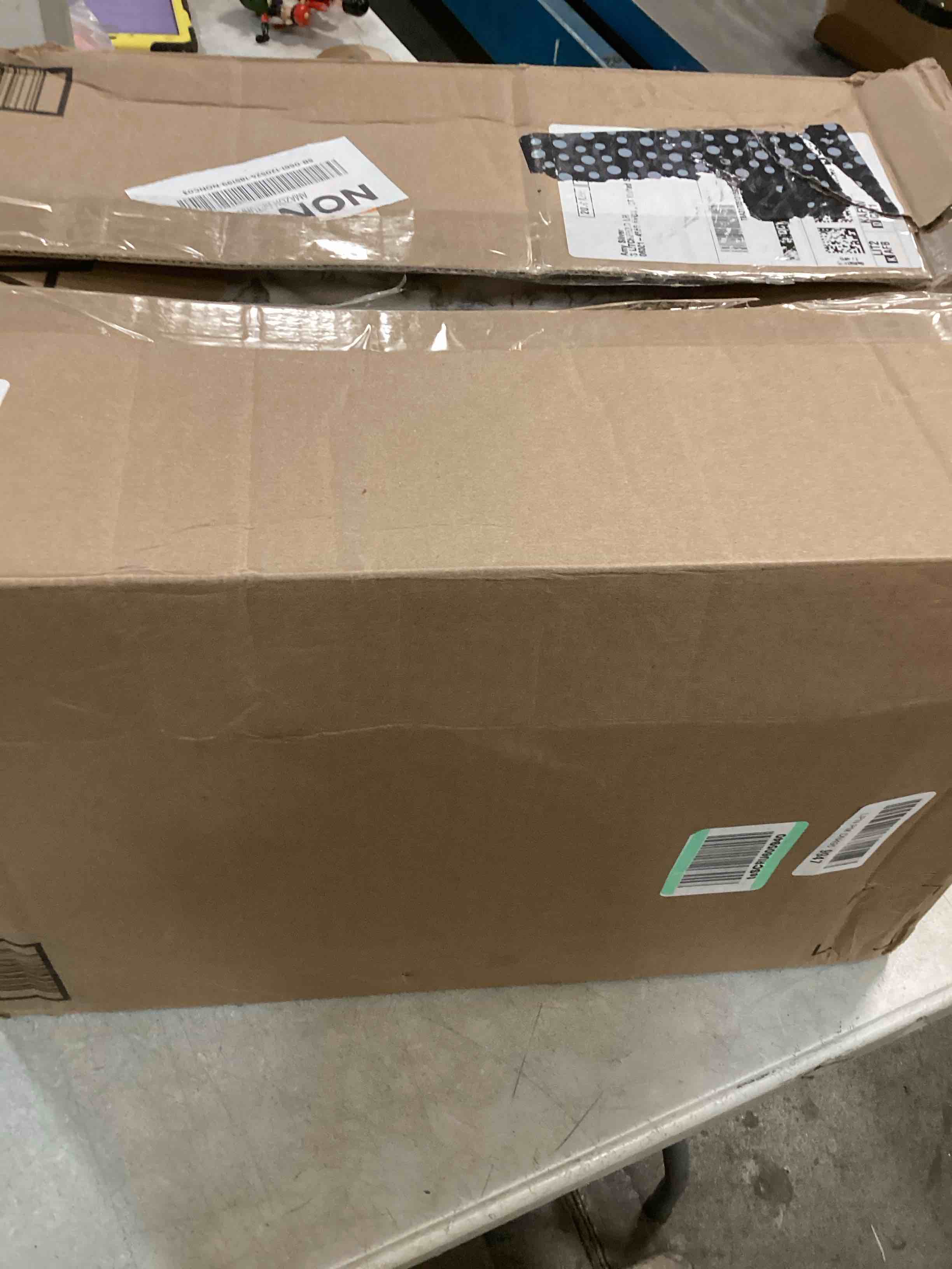 https://s3.amazonaws.com/lotting-images-prod/bidfta/PPE1563417_1735859003090.jpeg