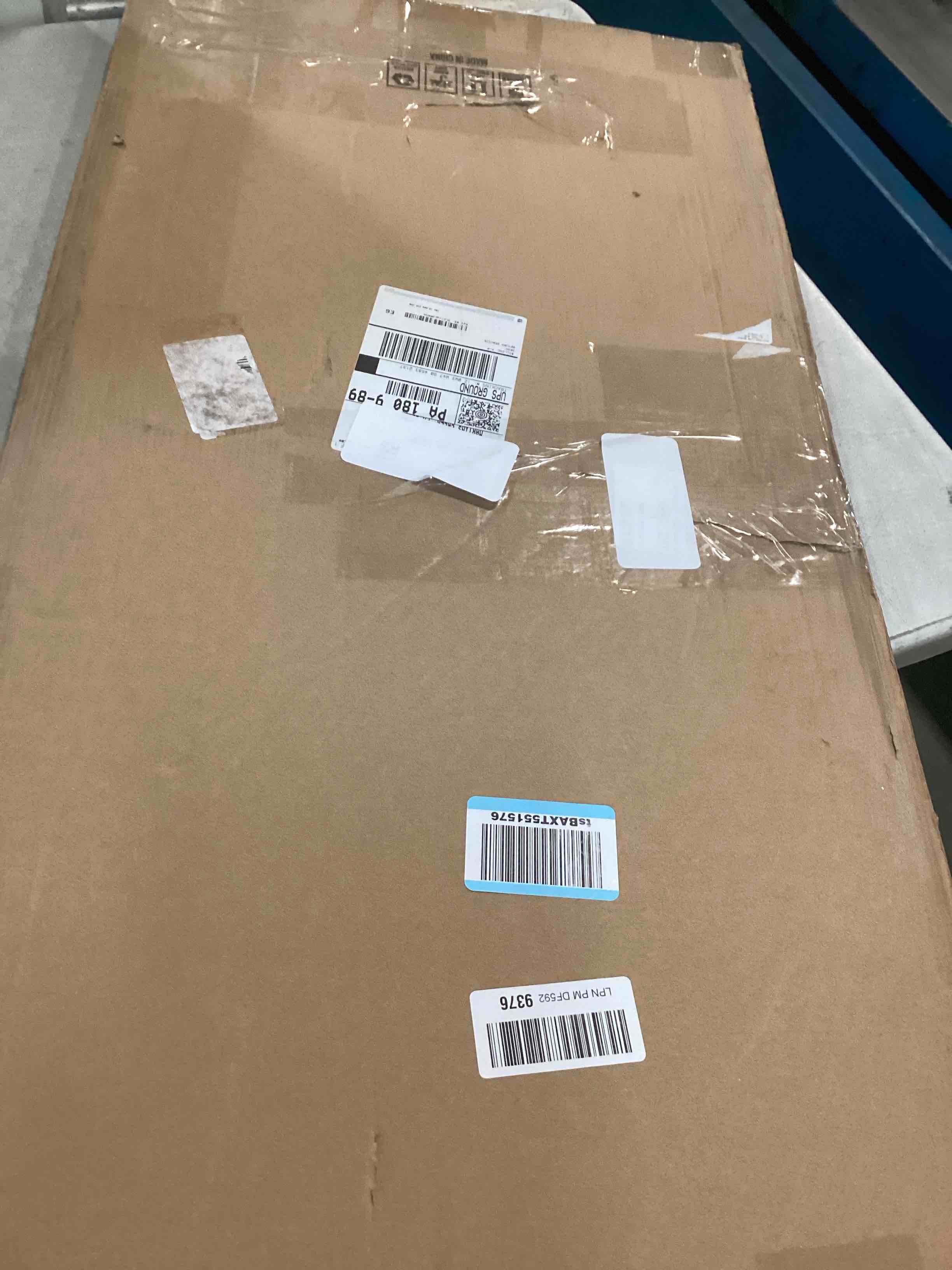 https://s3.amazonaws.com/lotting-images-prod/bidfta/PPE1563558_1735884425536.jpeg