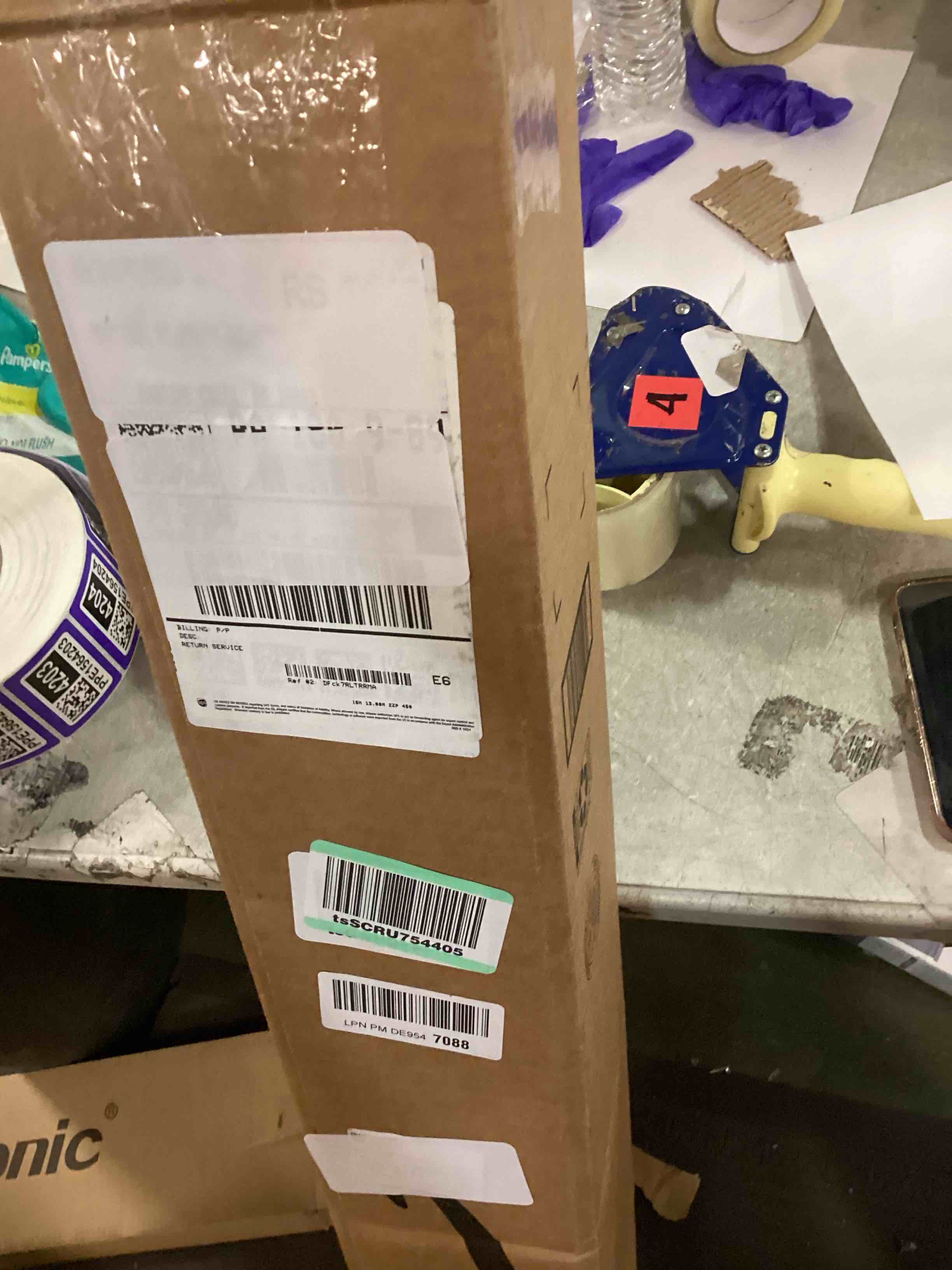 https://s3.amazonaws.com/lotting-images-prod/bidfta/PPE1564194_1735189803657.jpeg