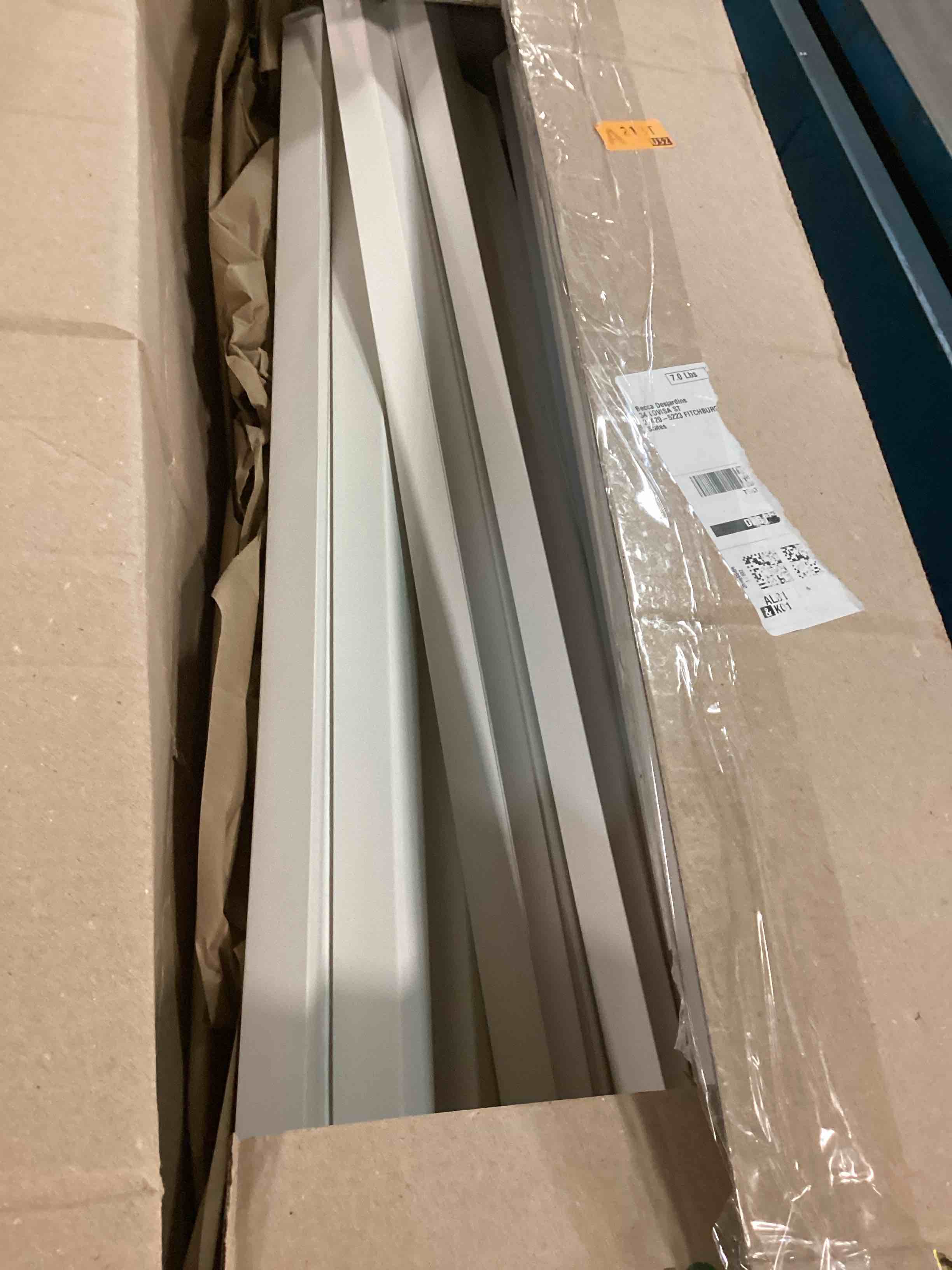 https://s3.amazonaws.com/lotting-images-prod/bidfta/PPE1564547_1735623552666.jpeg