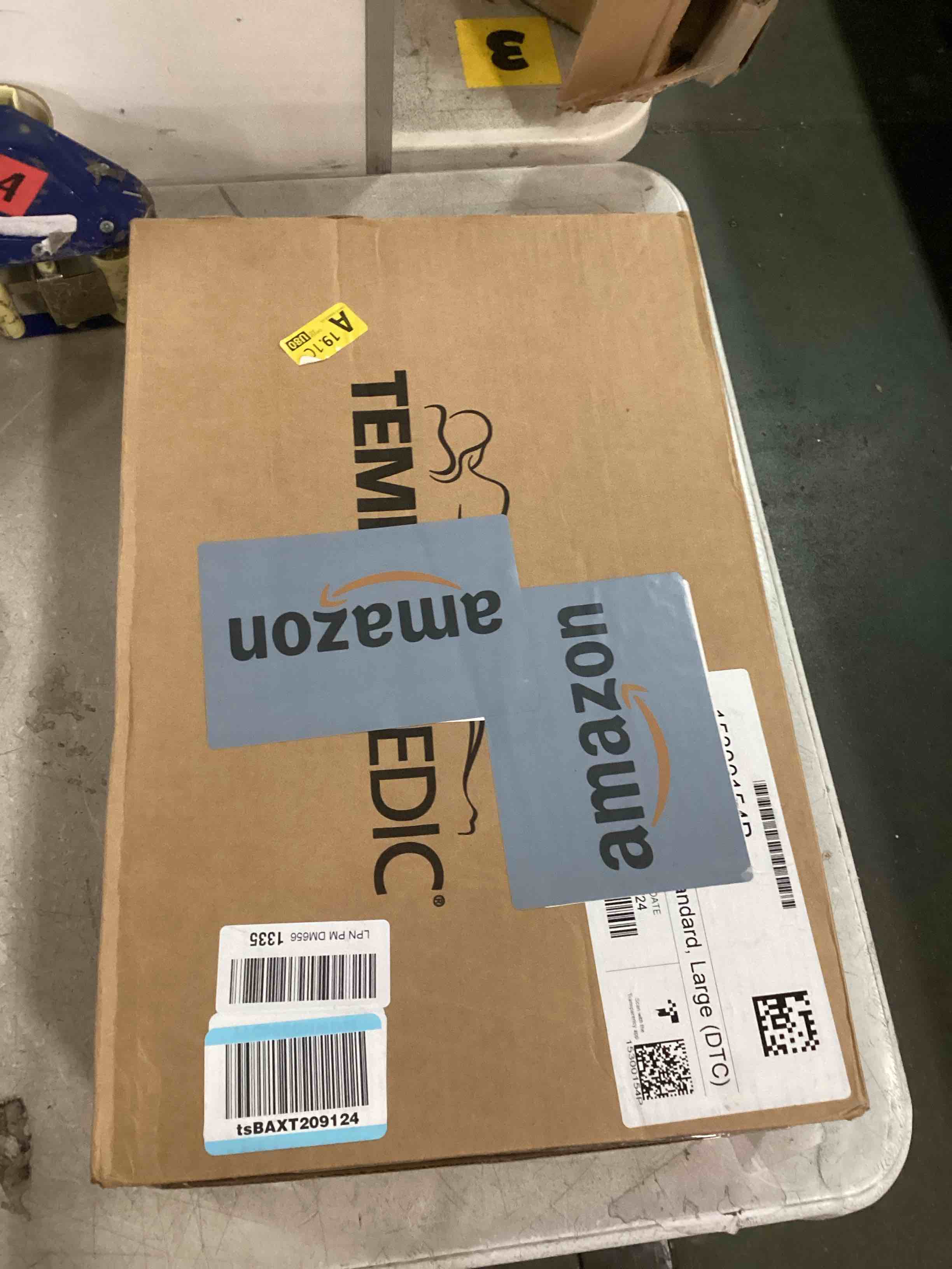 https://s3.amazonaws.com/lotting-images-prod/bidfta/PPE1564926_1735878482888.jpeg