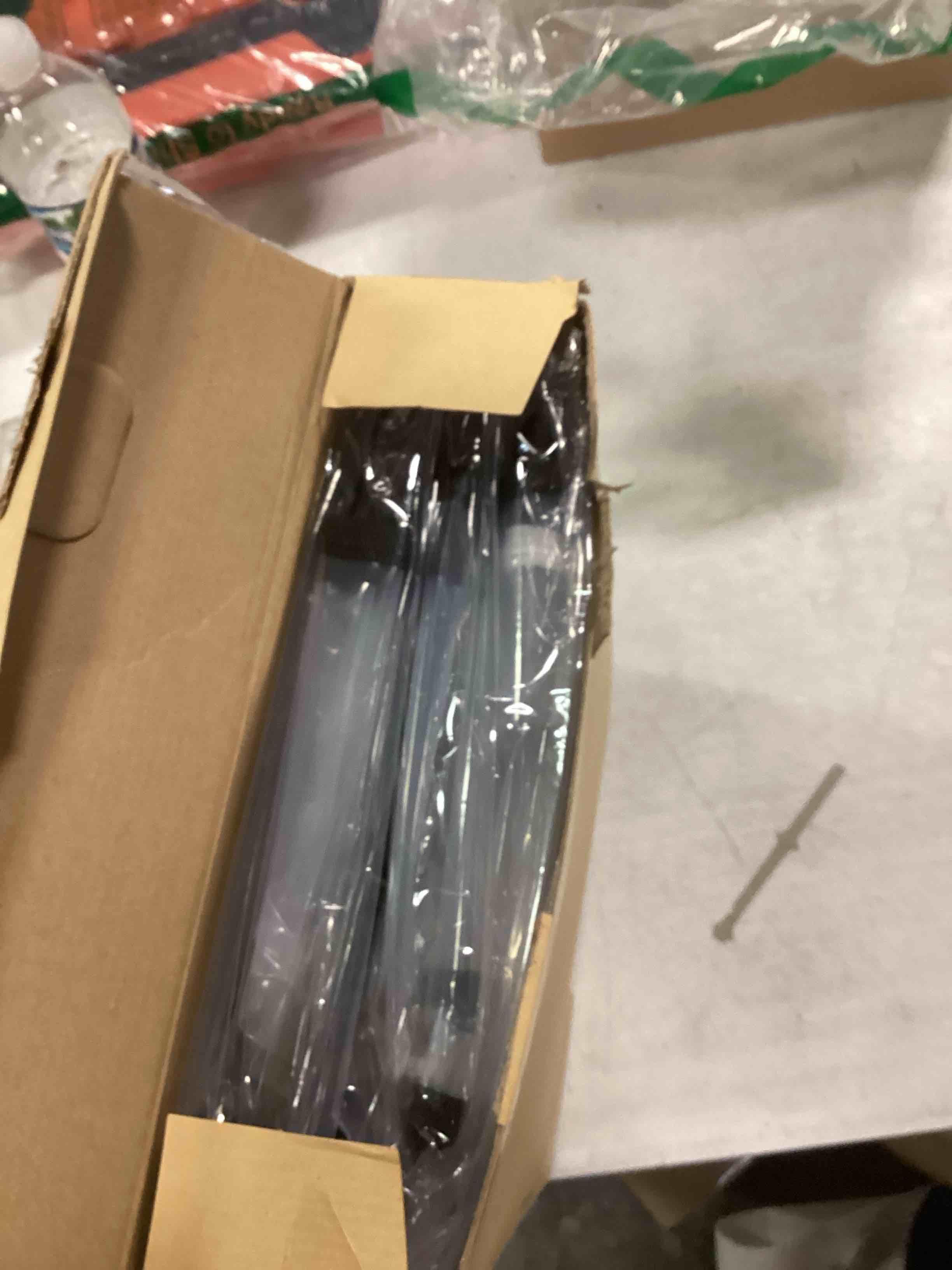 https://s3.amazonaws.com/lotting-images-prod/bidfta/PPE1565600_1736453450464.jpeg