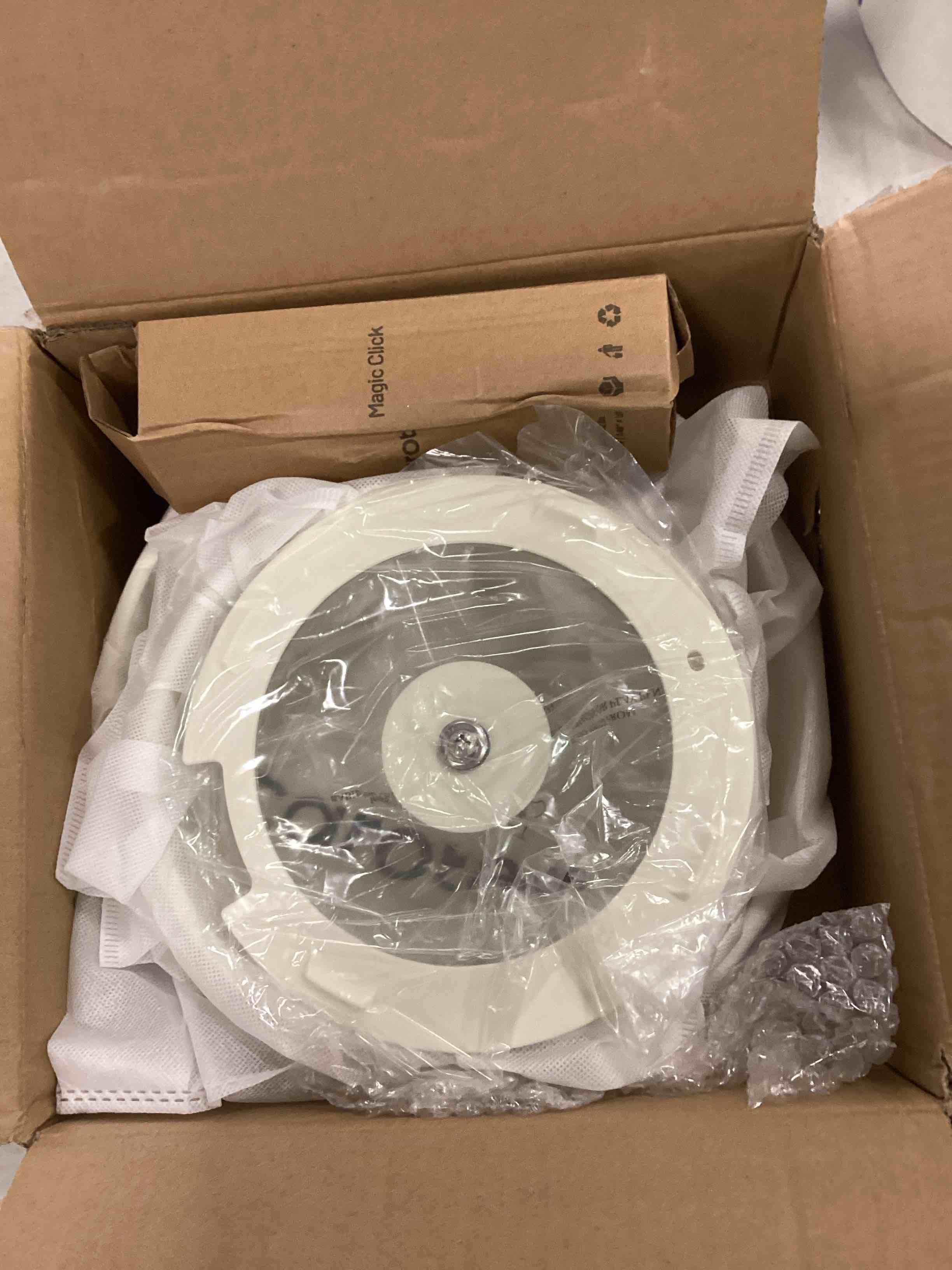 https://s3.amazonaws.com/lotting-images-prod/bidfta/PPE1565930_1736778412953.jpeg