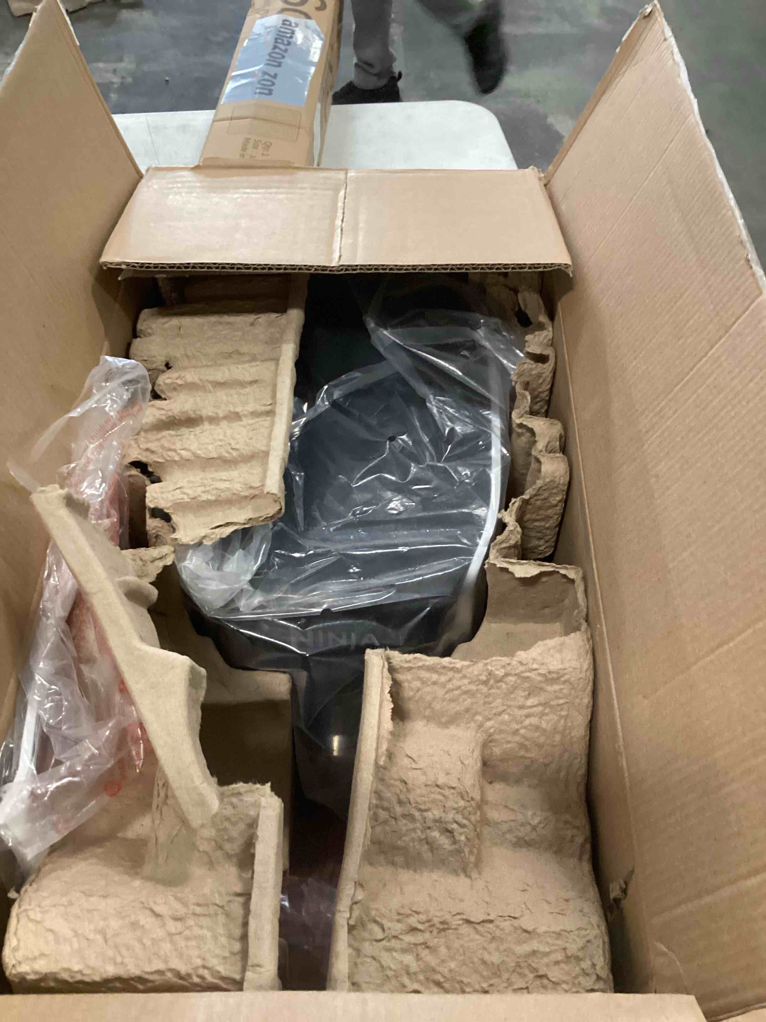 https://s3.amazonaws.com/lotting-images-prod/bidfta/PPE1565952_1736780231330.jpeg
