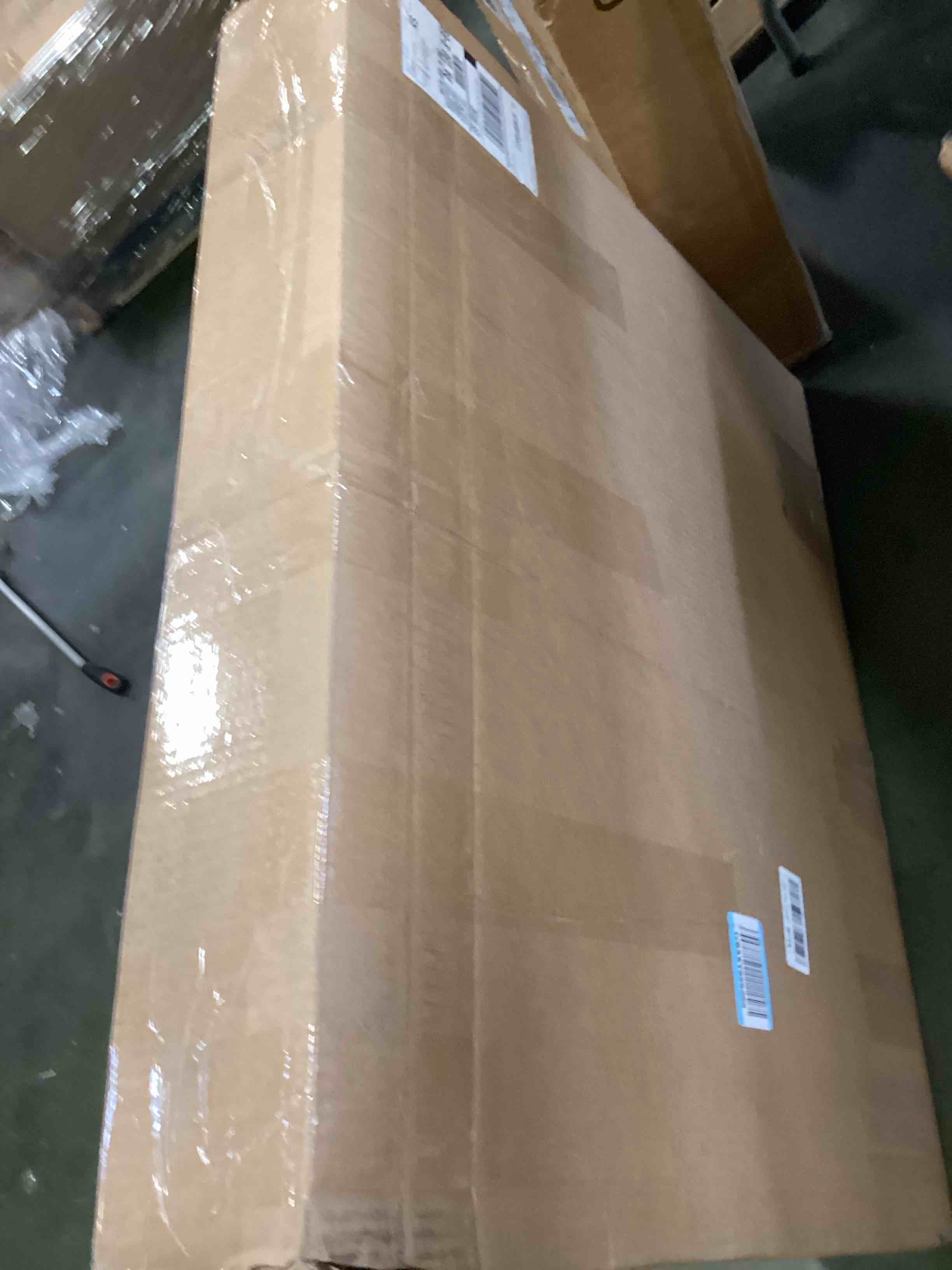 https://s3.amazonaws.com/lotting-images-prod/bidfta/PPE1565967_1736782635217.jpeg