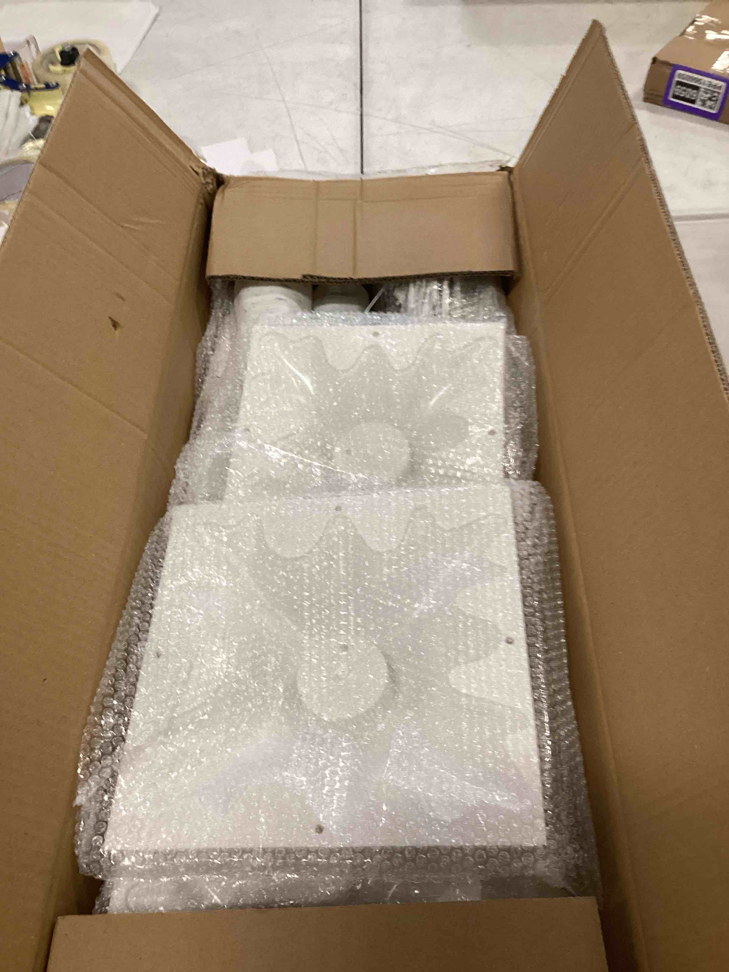 https://s3.amazonaws.com/lotting-images-prod/bidfta/PPE1566065_1736793178028.jpeg