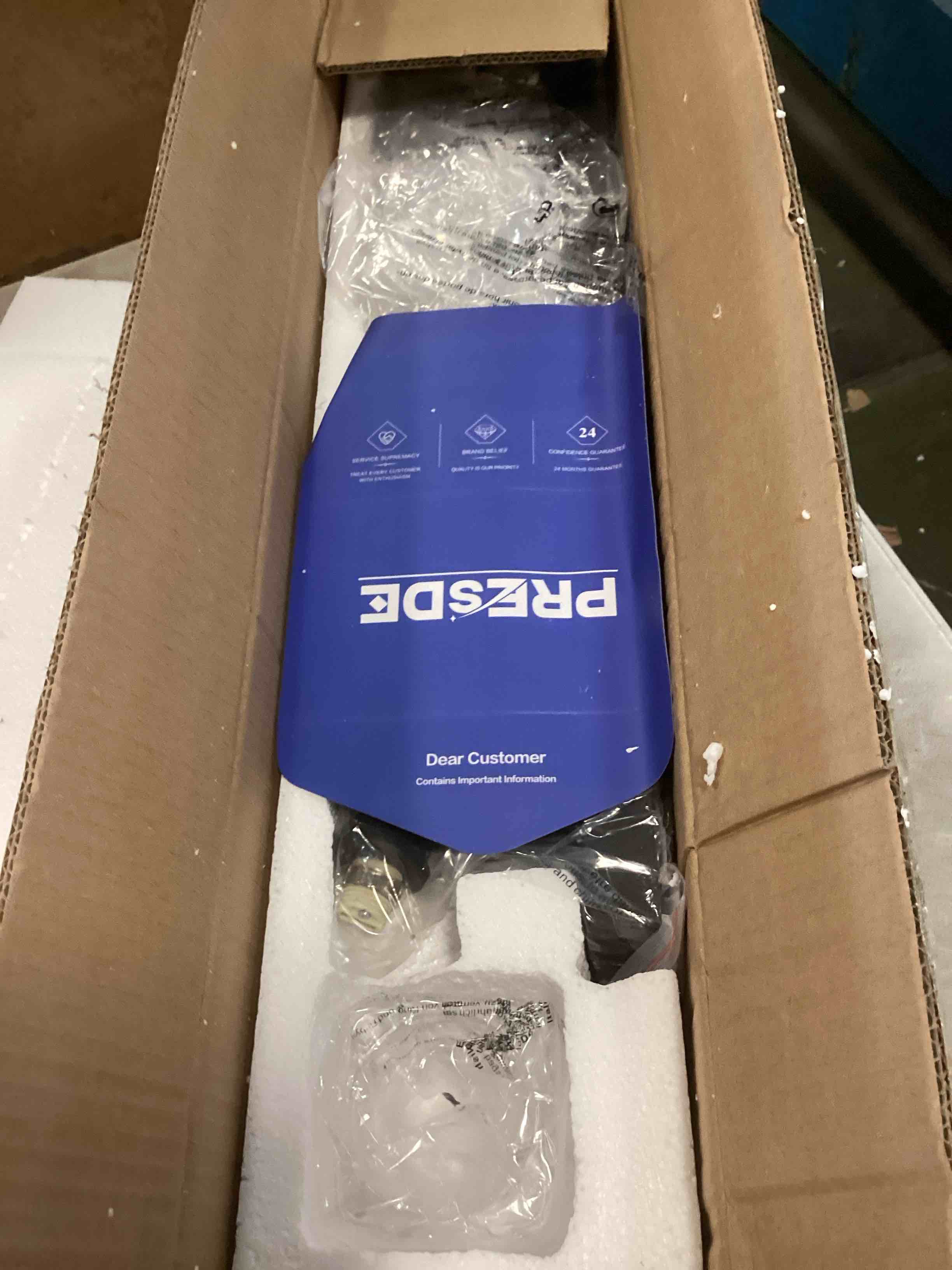 https://s3.amazonaws.com/lotting-images-prod/bidfta/PPE1566317_1737043409163.jpeg