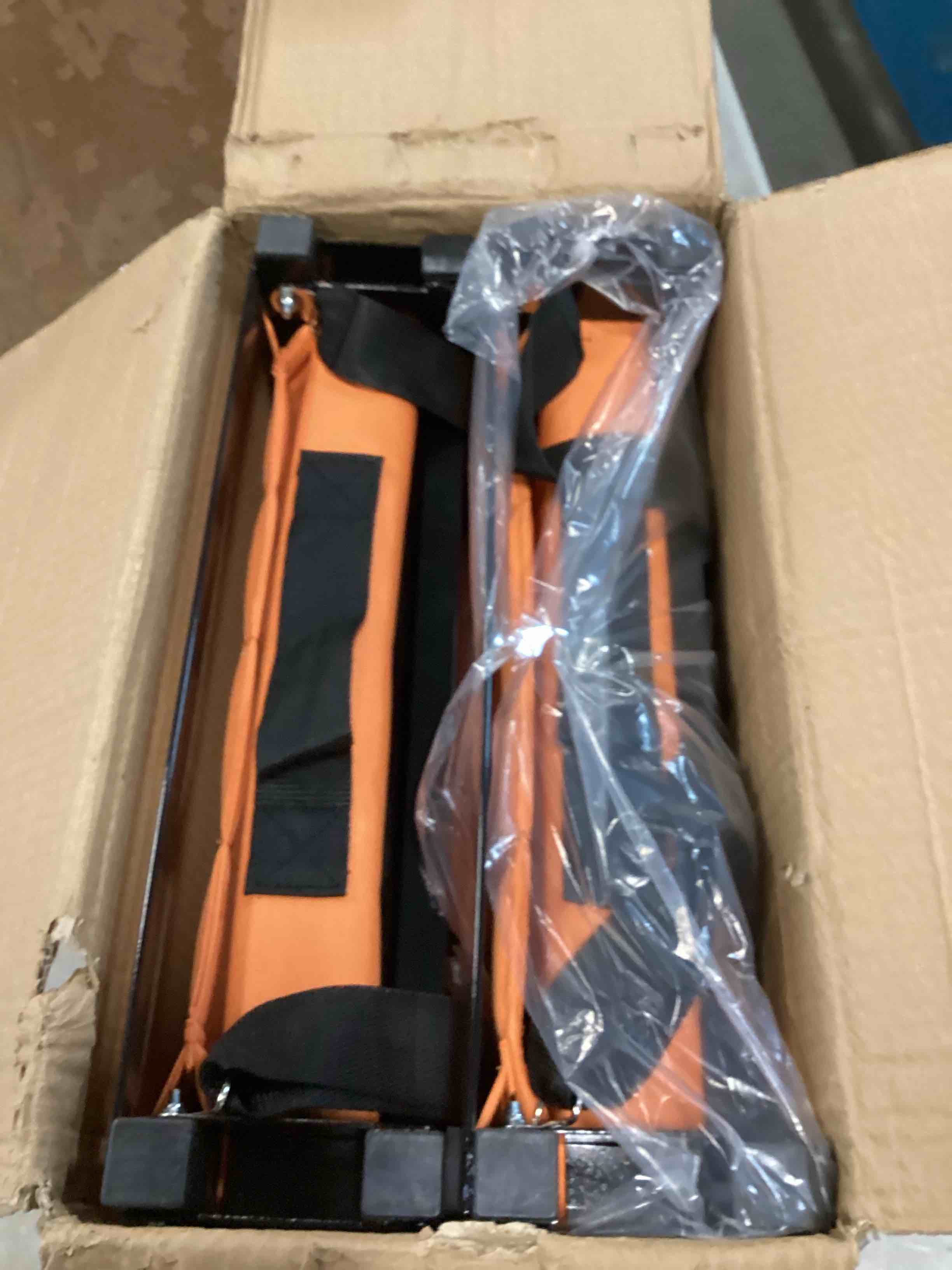 https://s3.amazonaws.com/lotting-images-prod/bidfta/PPE1566452_1737054132046.jpeg