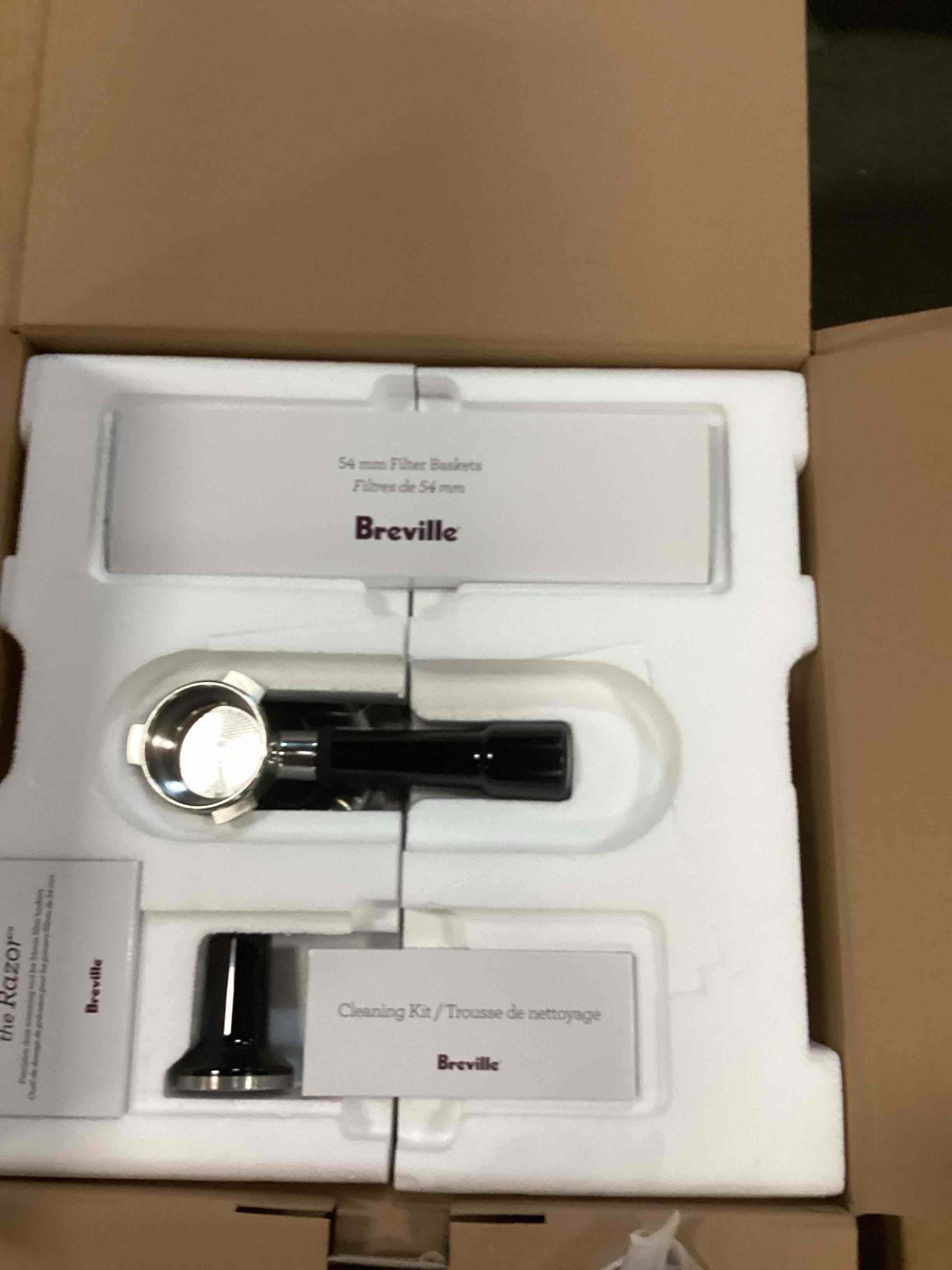 https://s3.amazonaws.com/lotting-images-prod/bidfta/PPE1566762_1737375064390.jpeg